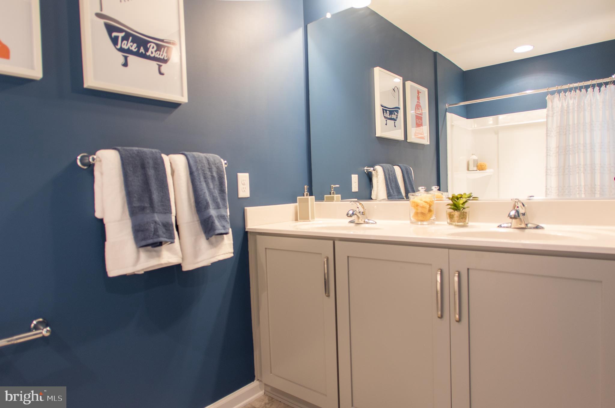 ASPEN GREENS - Residential