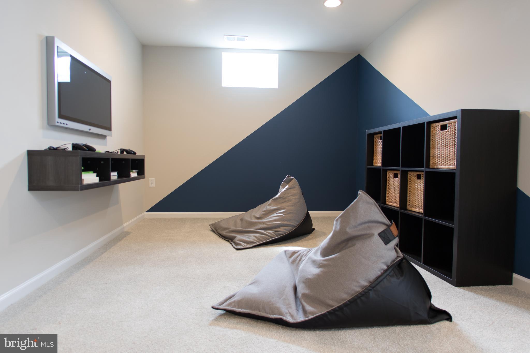 ASPEN GREENS - Residential