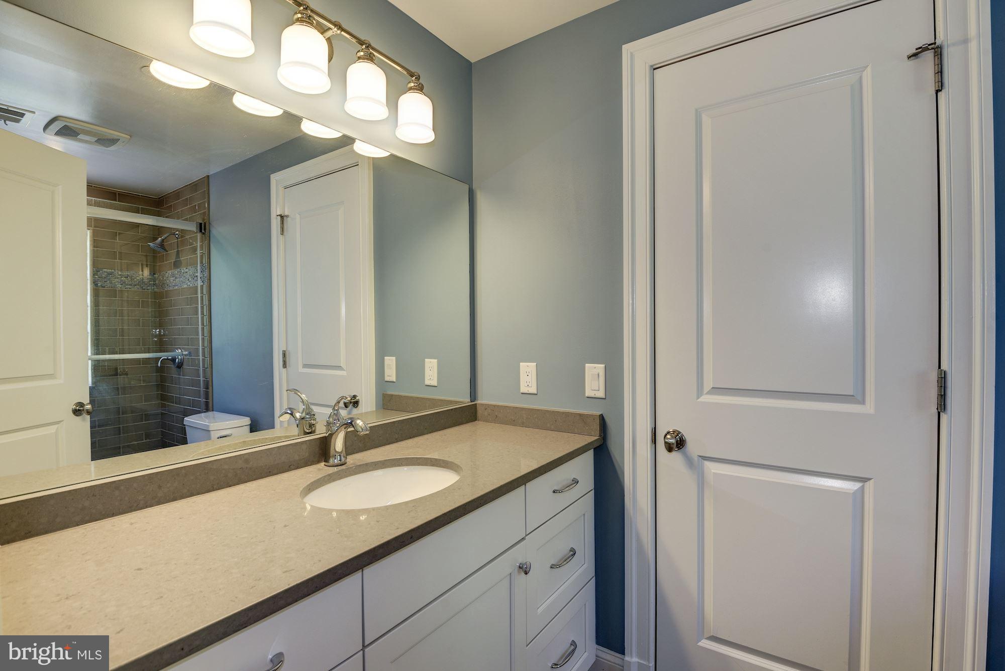 BRADLEY HILLS - Residential