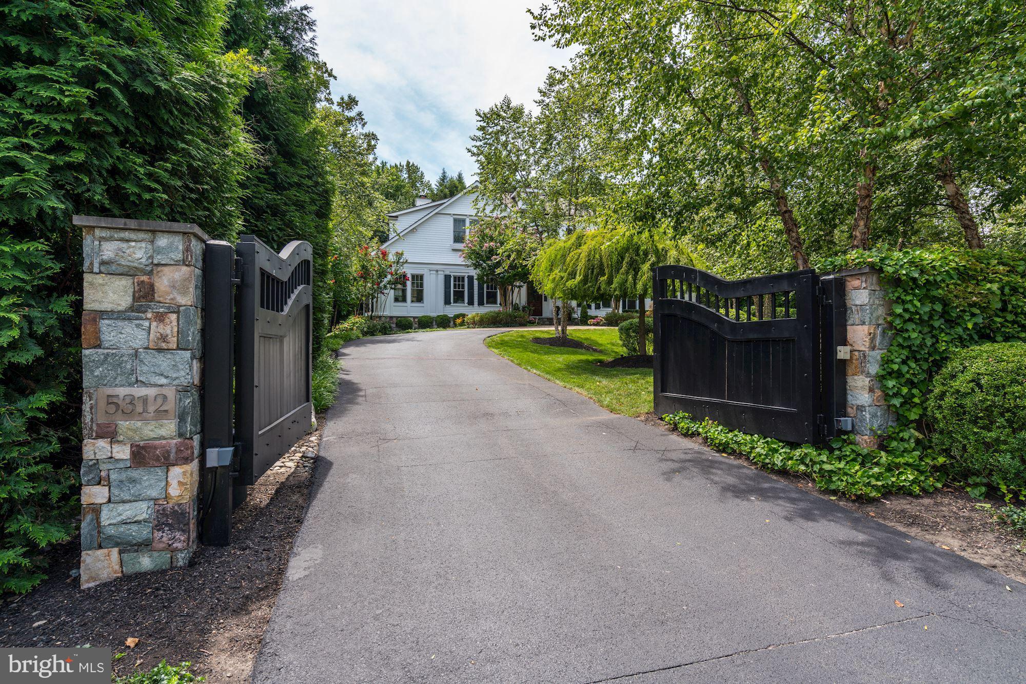 BRADLEY HILLS - Residential