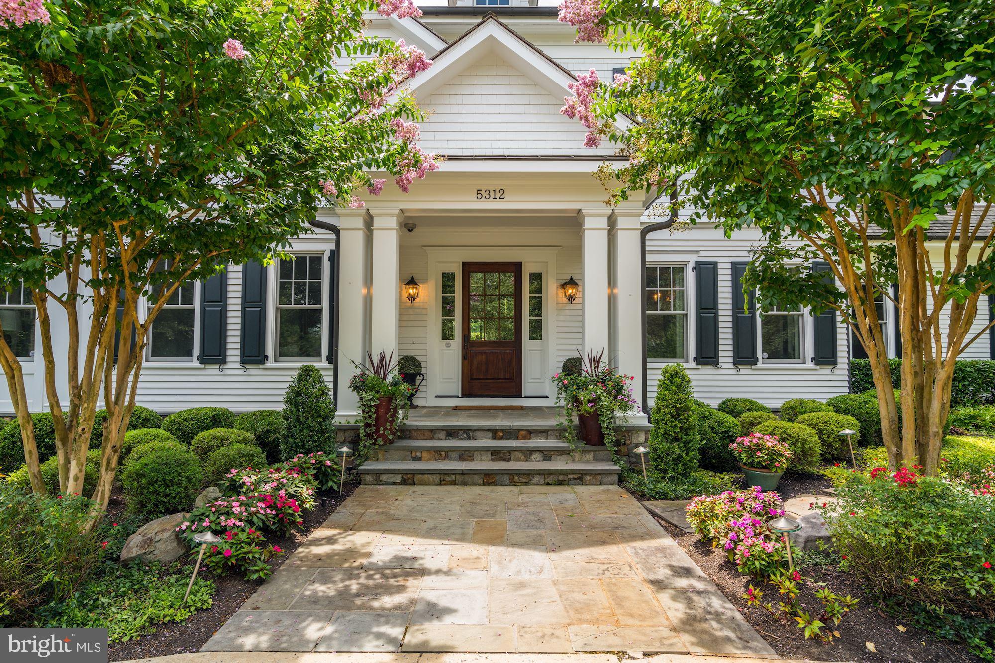 BRADLEY HILLS - Residential