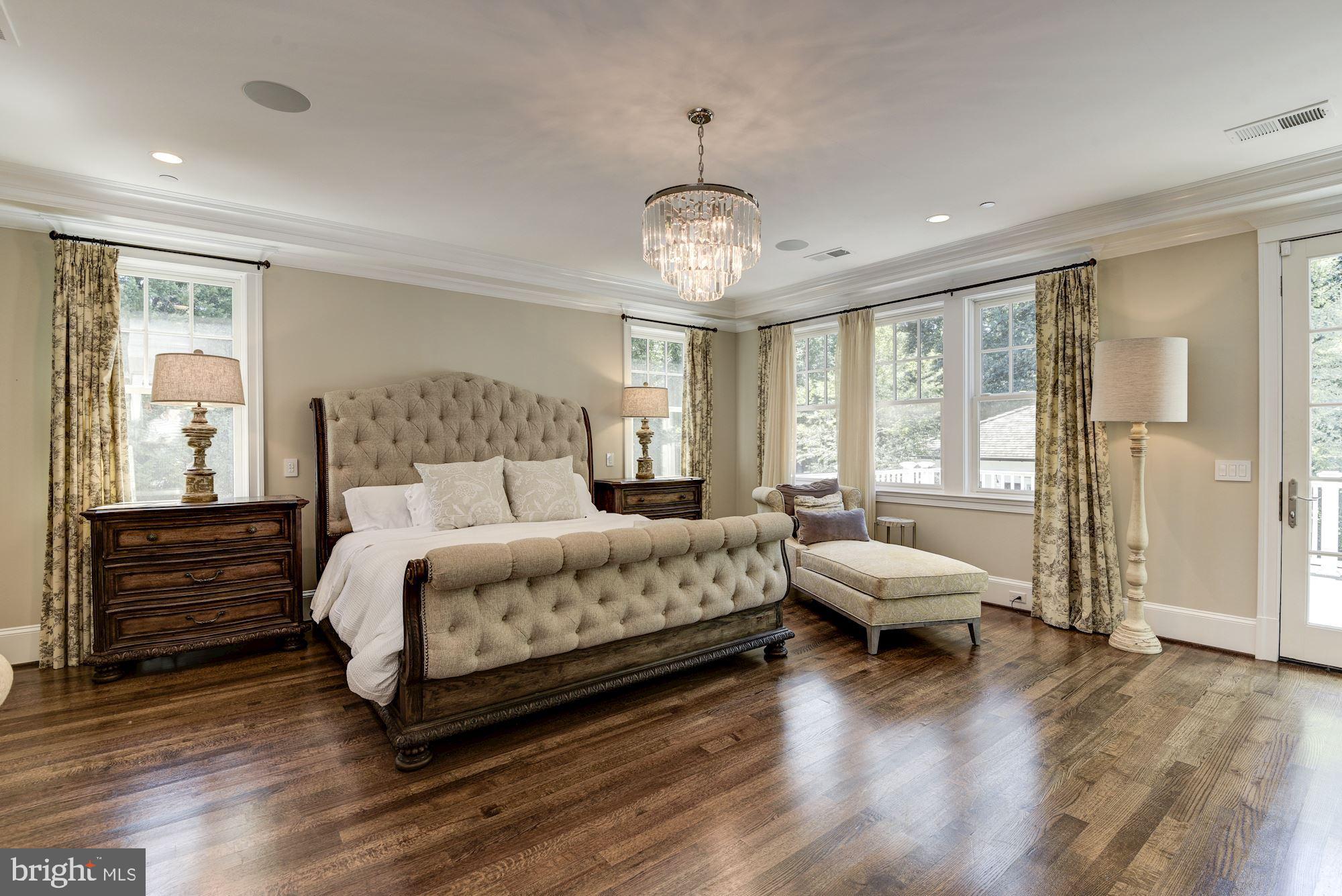 BRADLEY HILLS - Residential