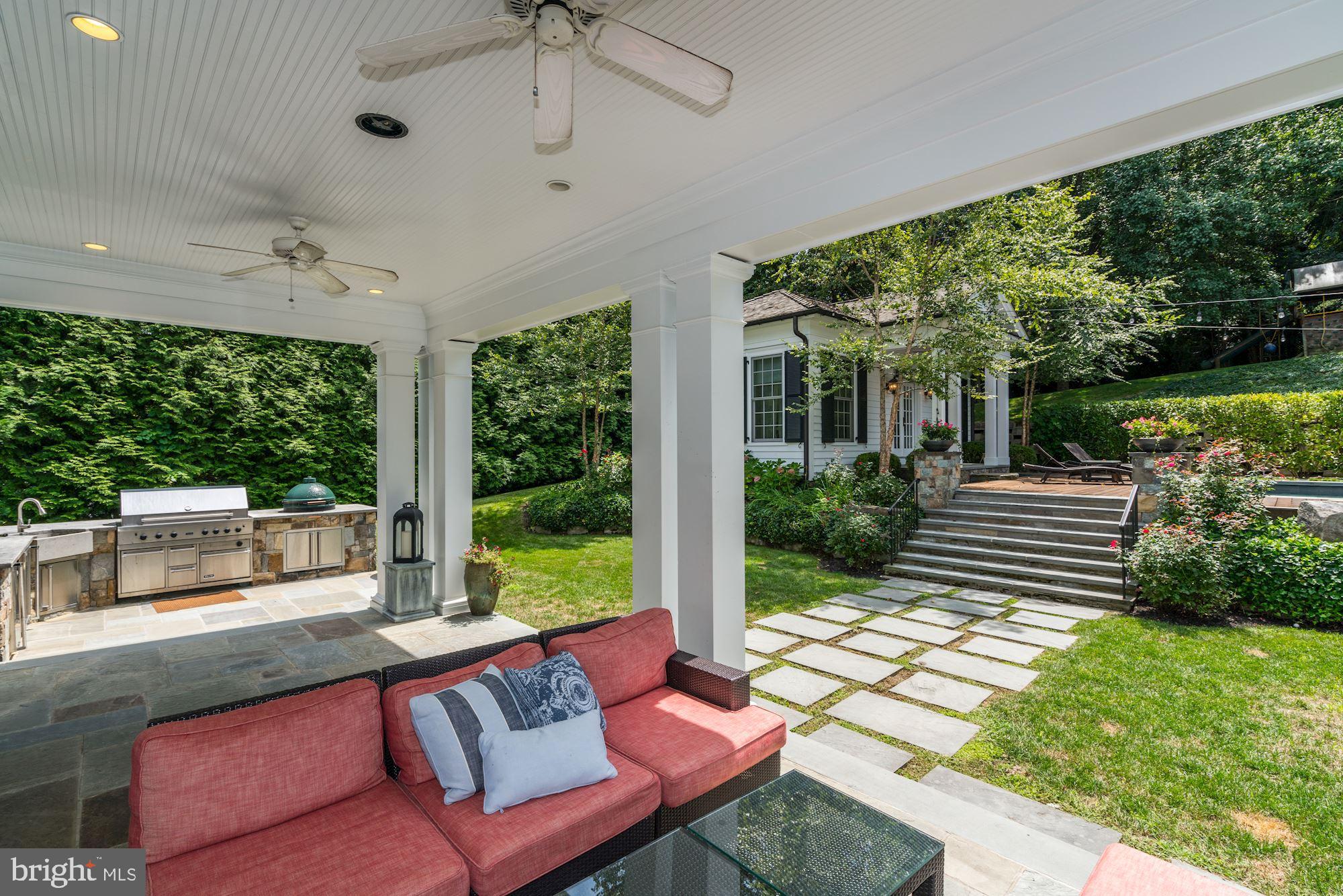 BRADLEY HILLS - Residential