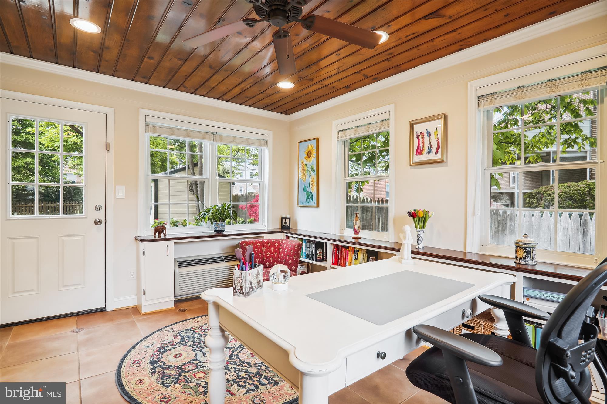 HENDRY ESTATES - Residential