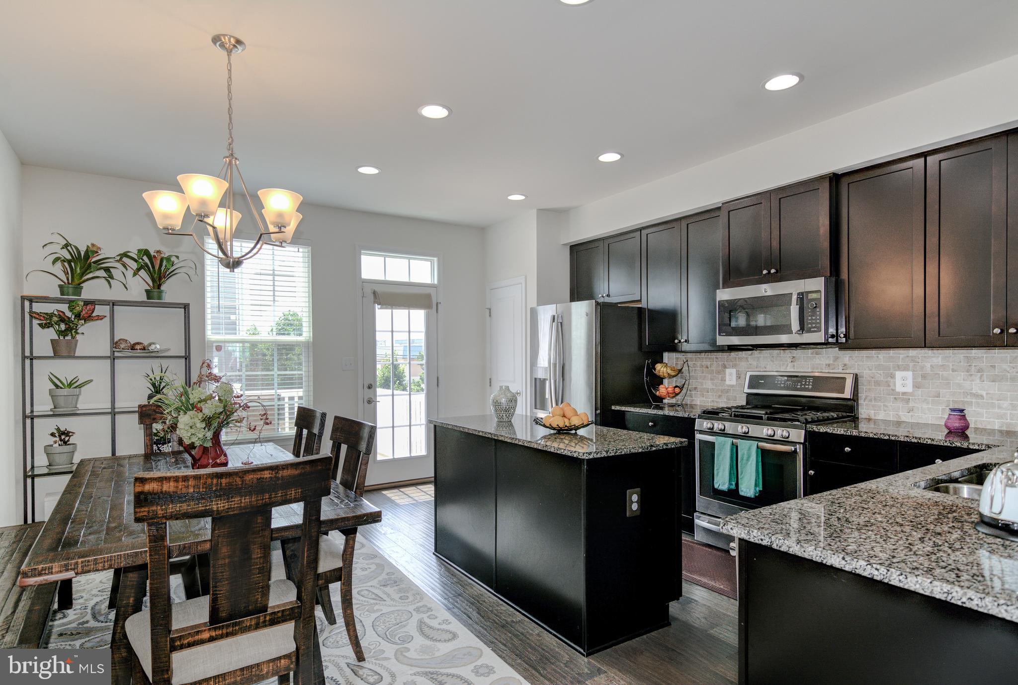 FEATHERSTONE - Residential