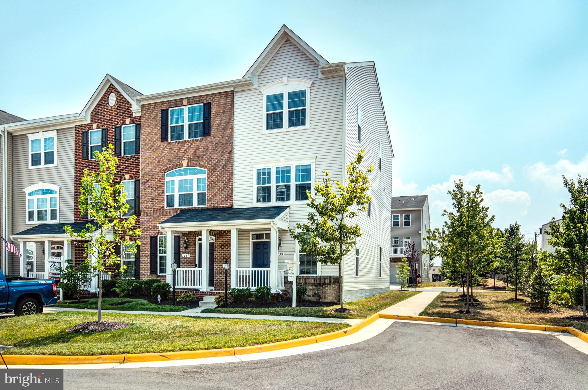 FEATHERSTONE - Residential