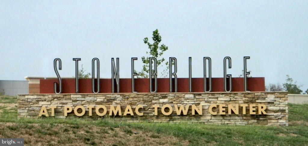 FEATHERSTONE - Residential