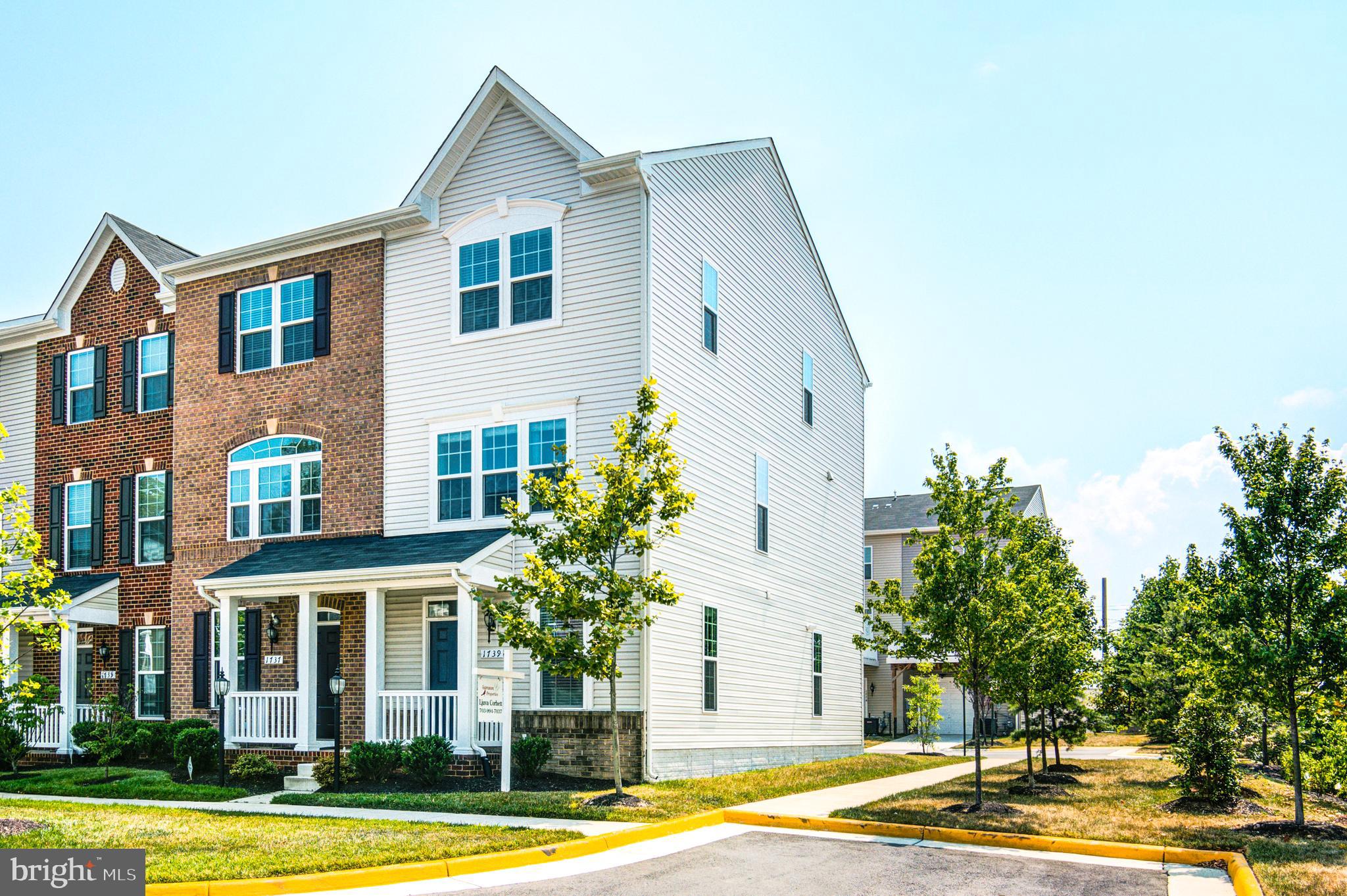 FEATHERSTONE - Residential