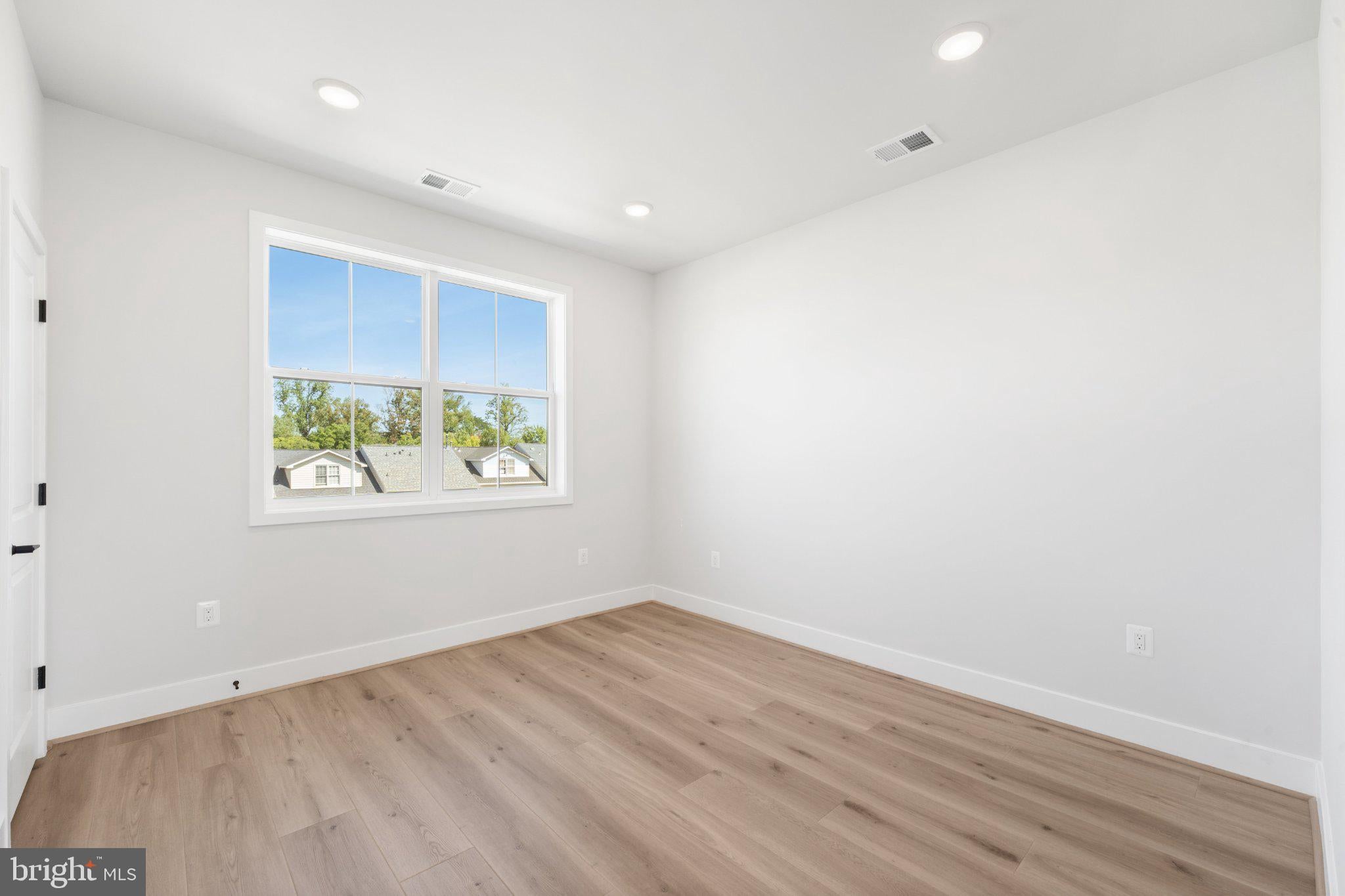5965 JOSIAH HENSON PARKWAY
