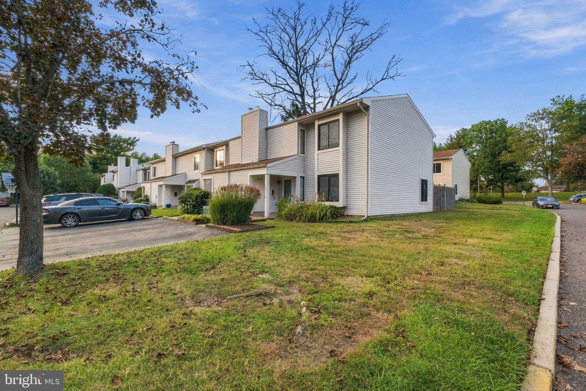 127 BRIAR COURT