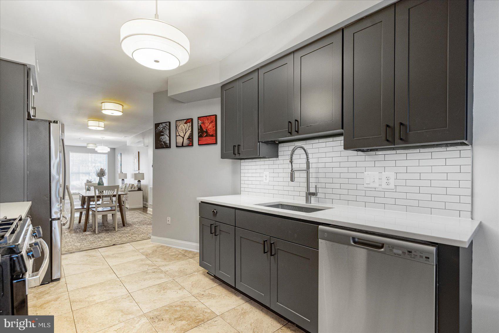 PENN NORTH - Residential