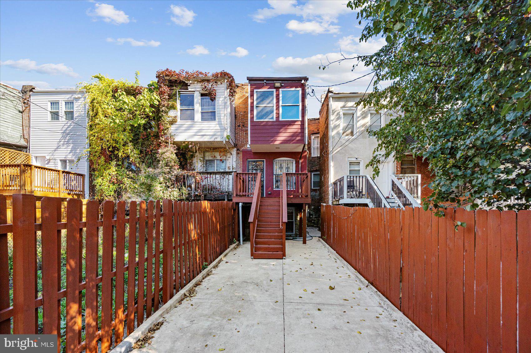 PENN NORTH - Residential