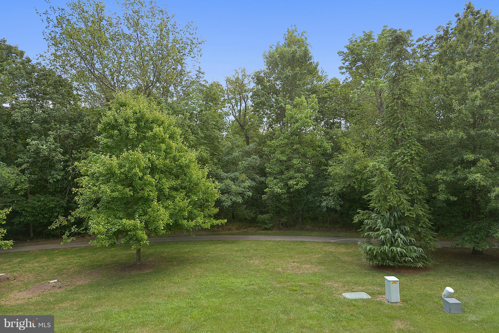 ASHBURN FARM - Residential