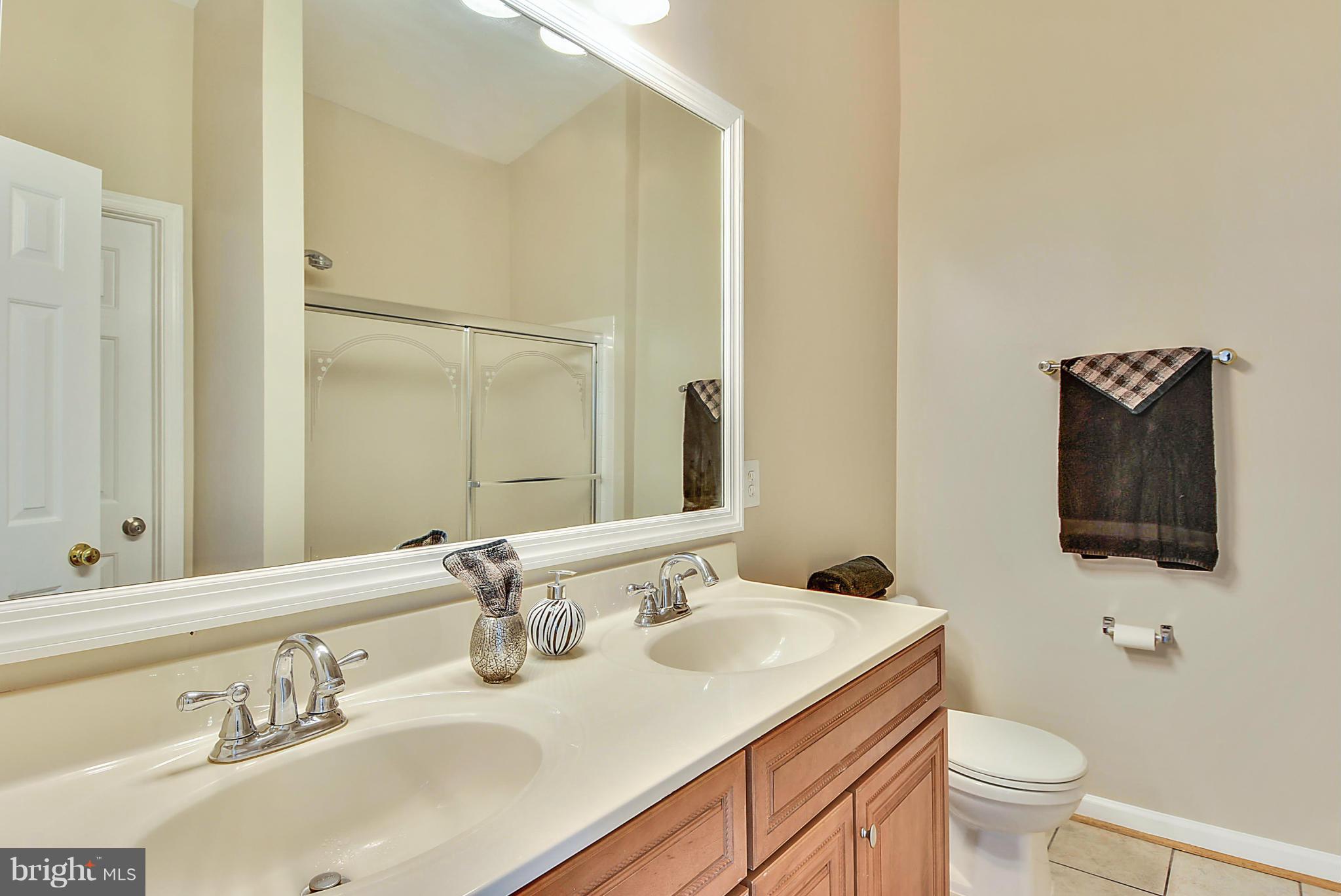 ASHBURN FARM - Residential