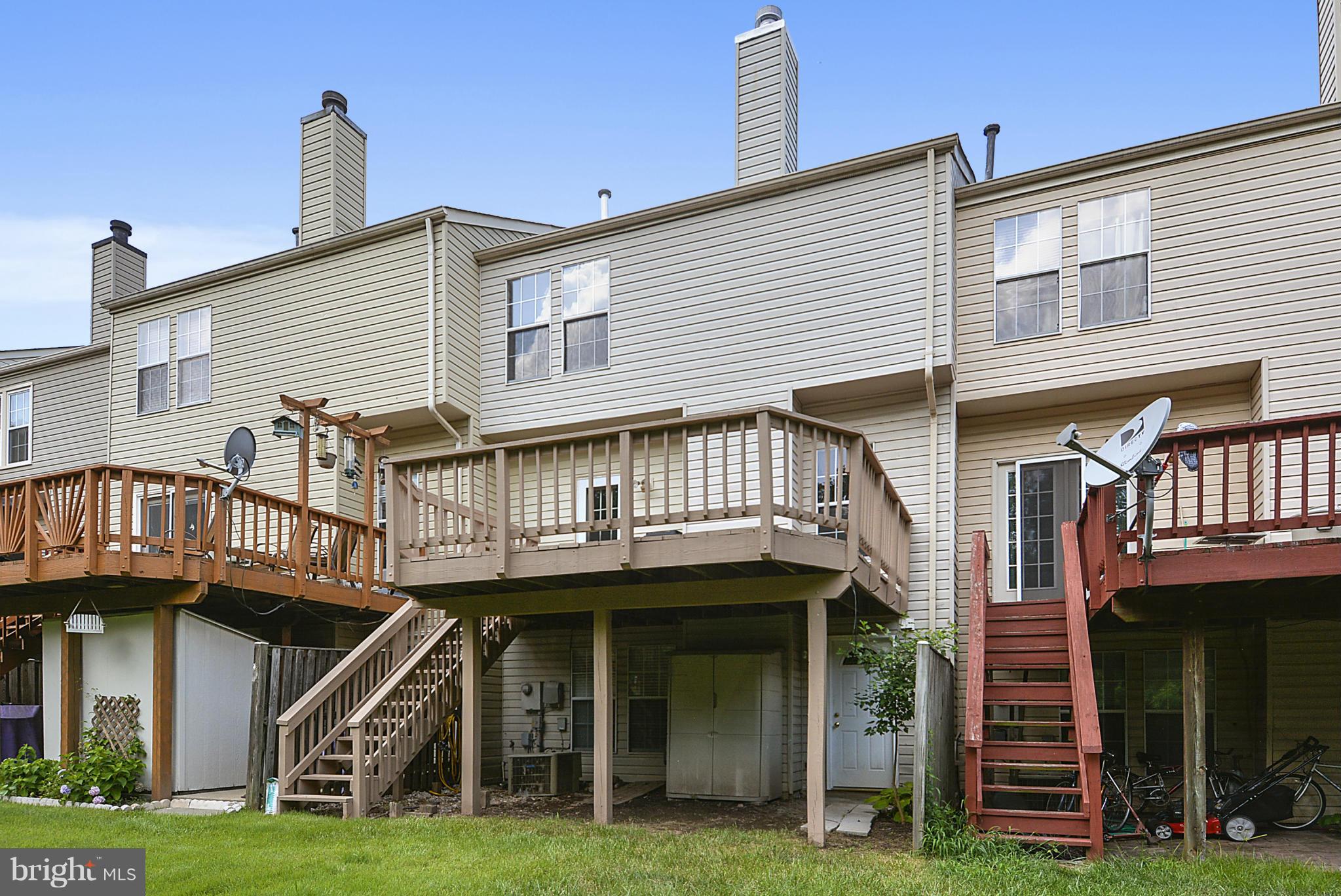 ASHBURN FARM - Residential