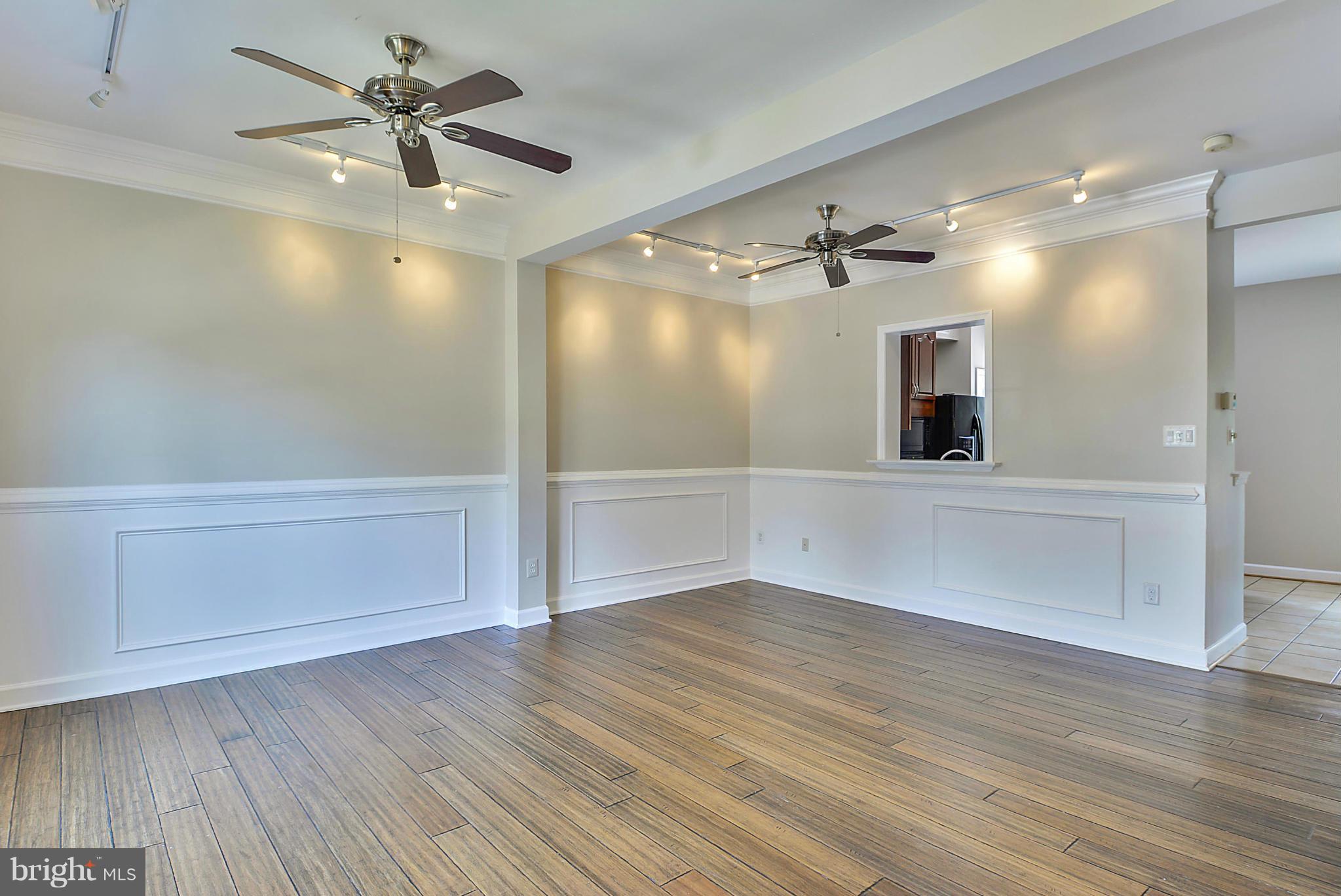 ASHBURN FARM - Residential