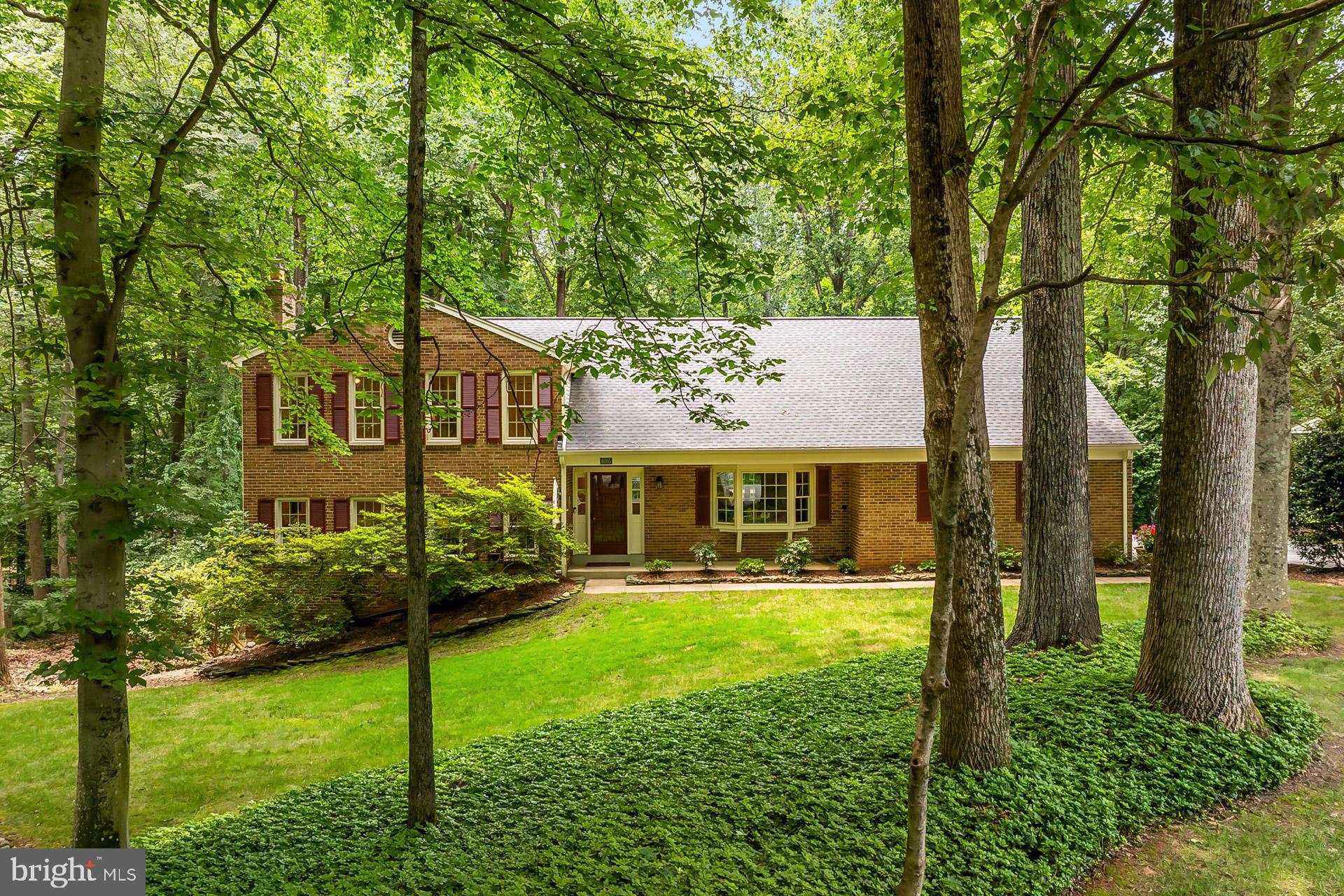 6005 MAKELY DRIVE