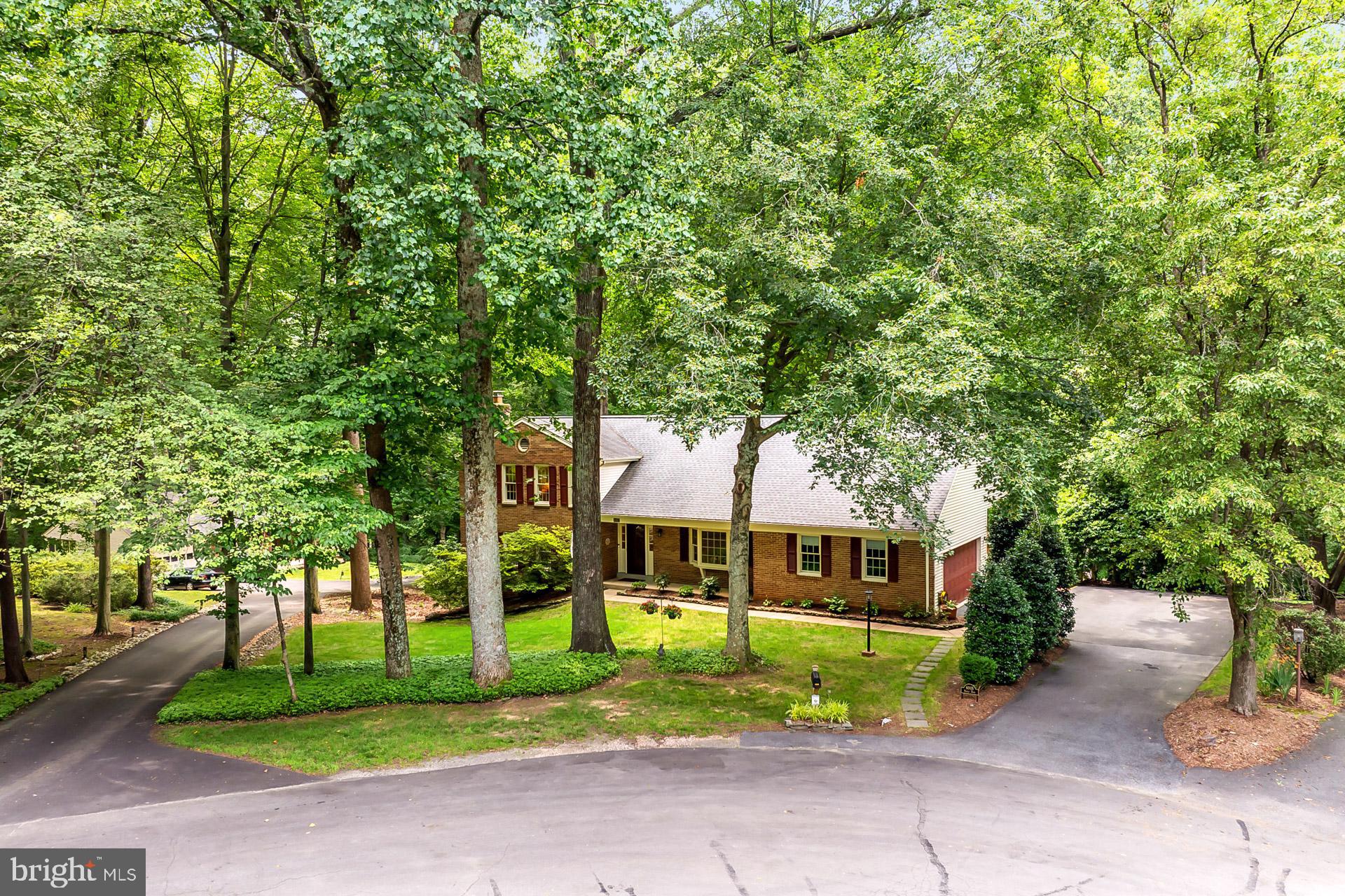 6005 MAKELY DRIVE