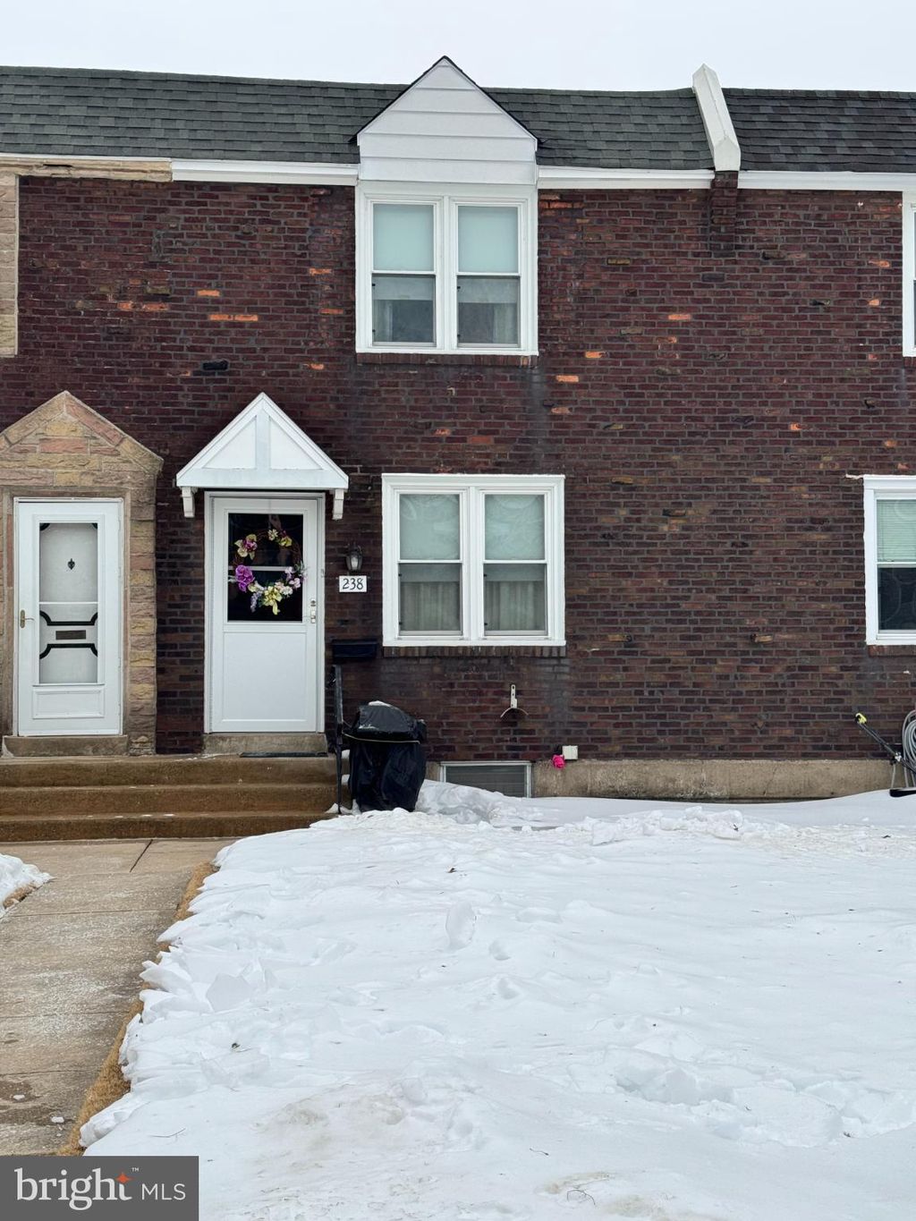 Photo of 238 Westpark Lane, CLIFTON HEIGHTS, PA 19018 (MLS # PADE2107738)