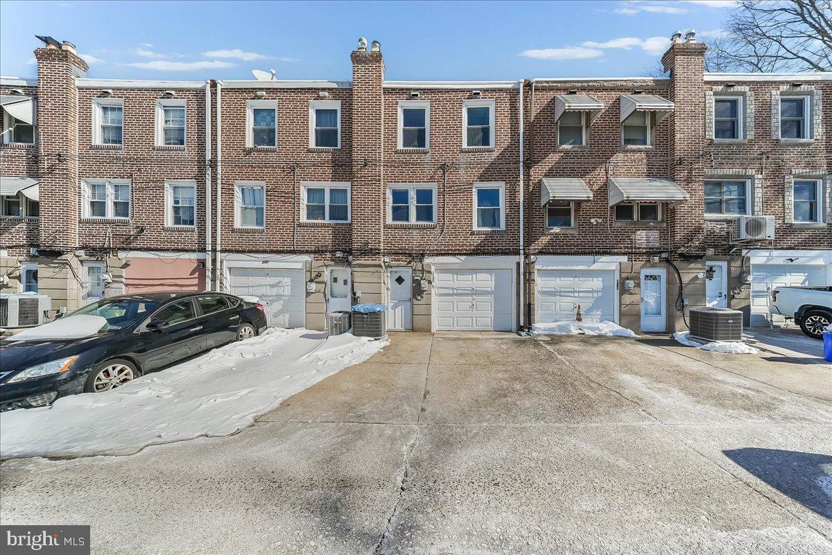 WESTBROOK PARK - Residential