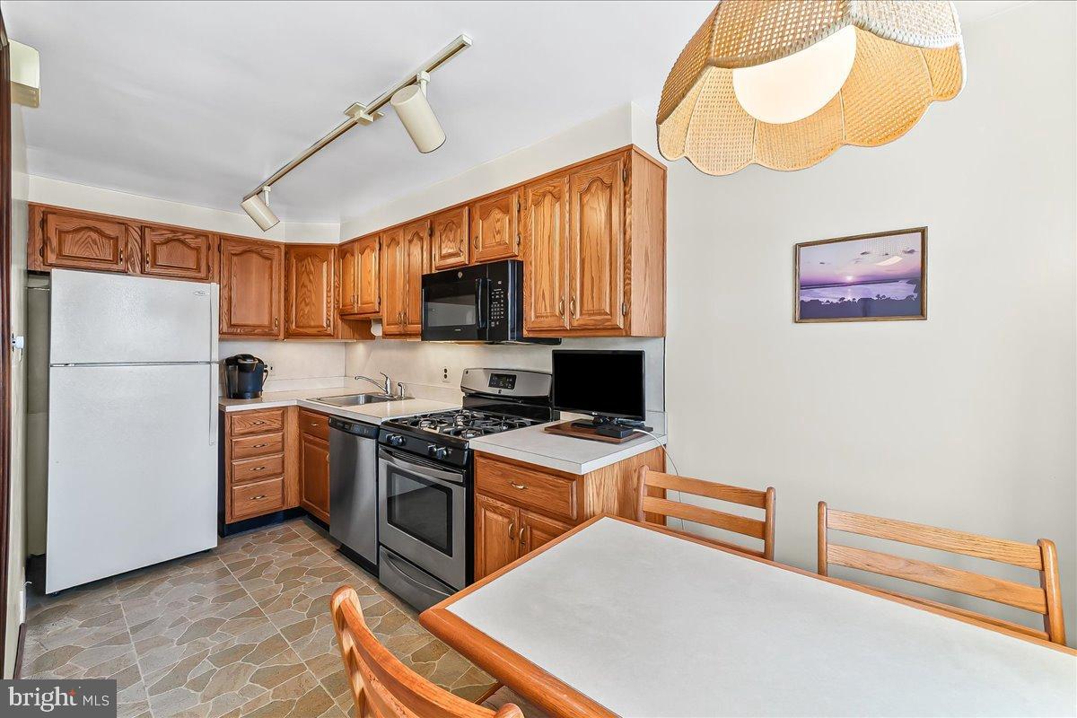 WESTBROOK PARK - Residential