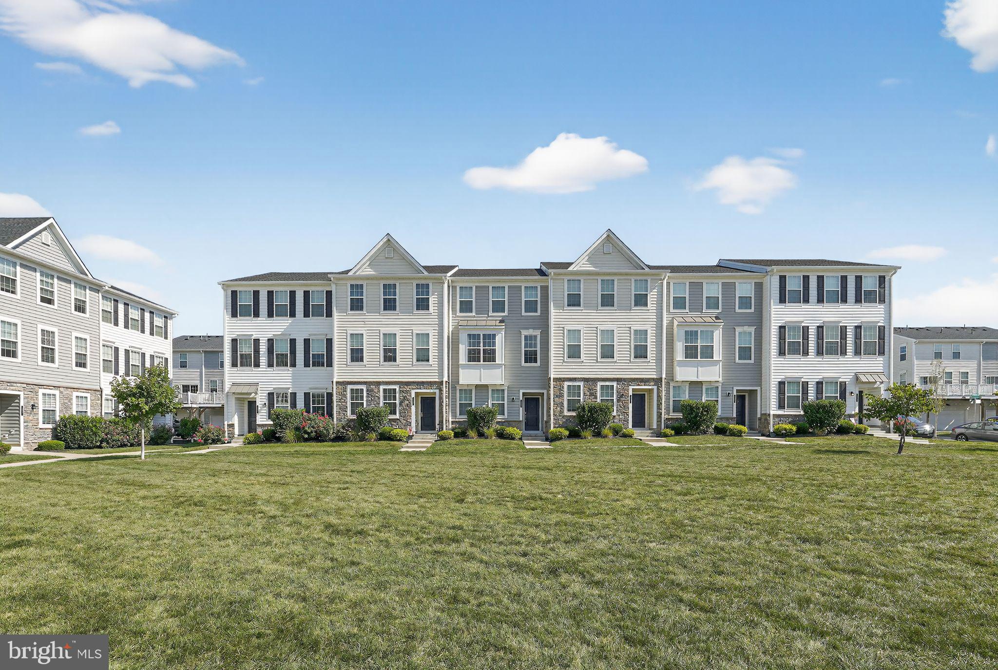 HATBORO STATION - Residential