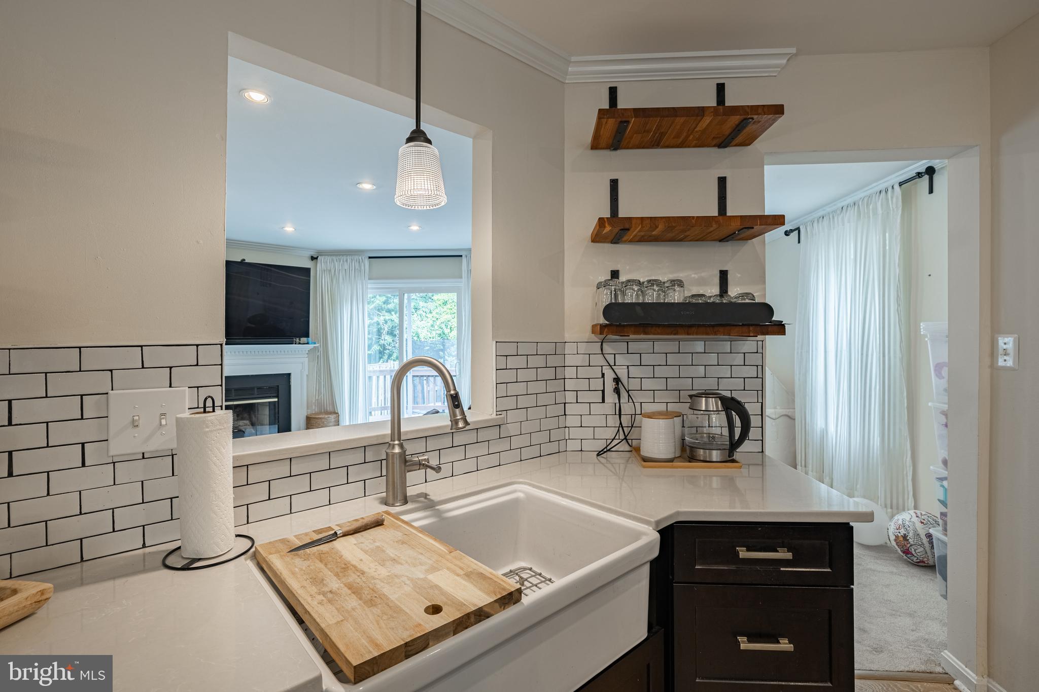 6700 JENNY LEIGH COURT