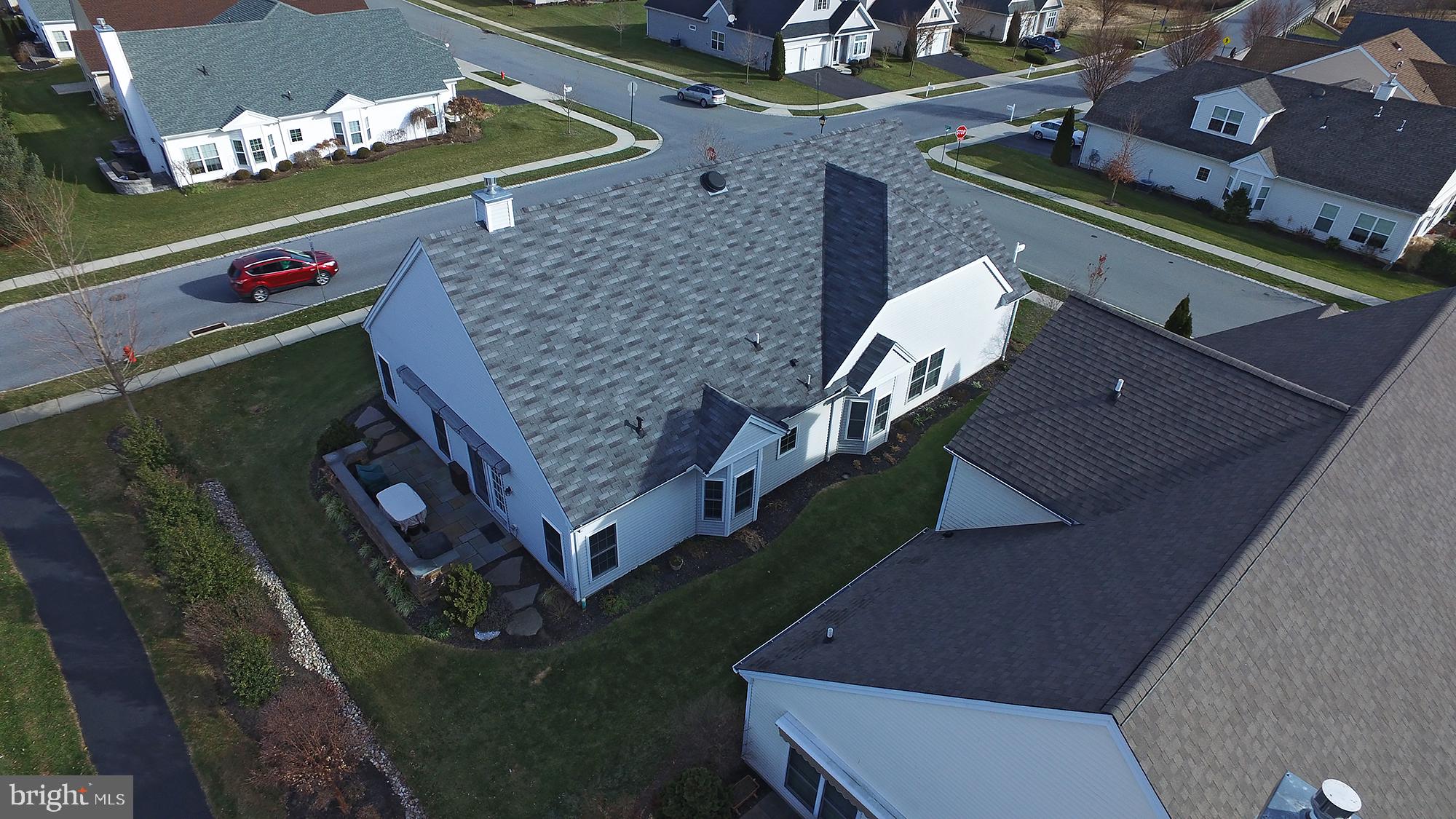 VILLAGE GRANDE AT MILLERS RUN - Residential