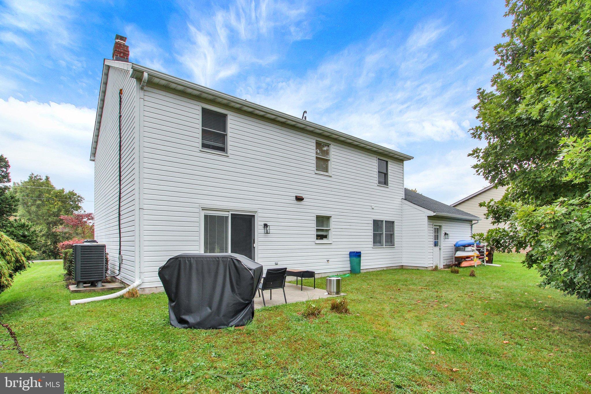 871 SHERMAN DRIVE
