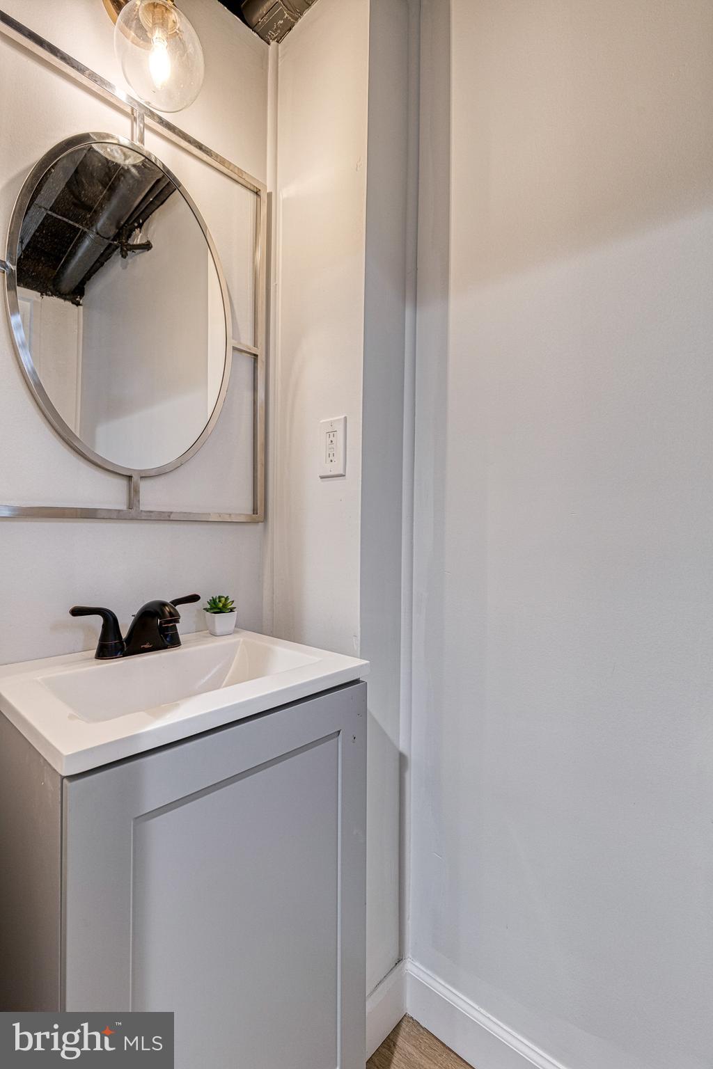 RODGERS FORGE - Residential Lease