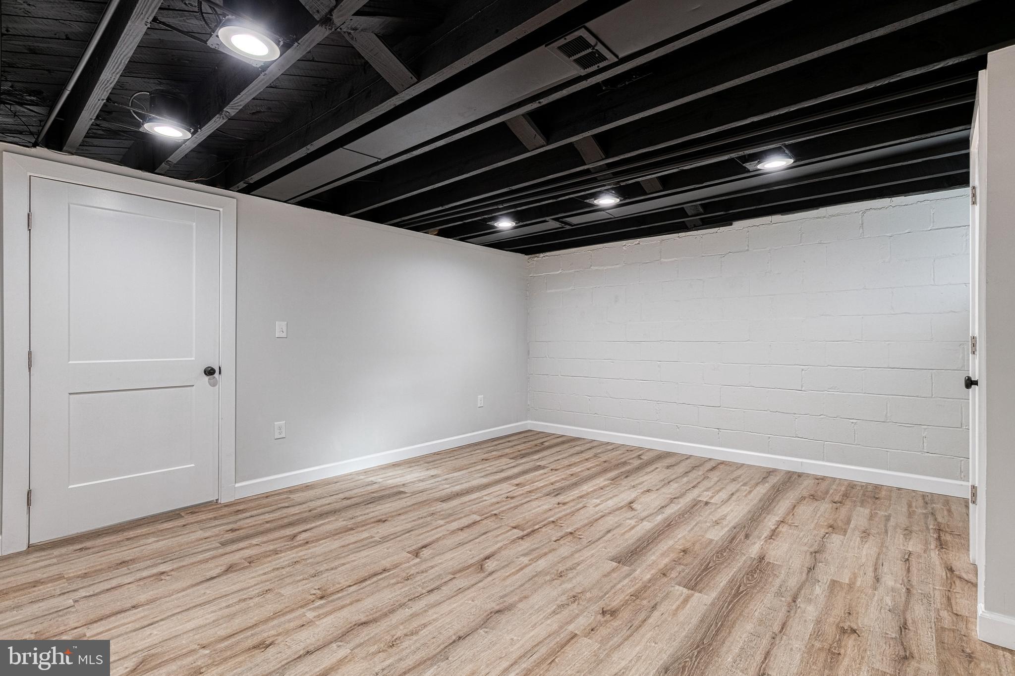 RODGERS FORGE - Residential Lease