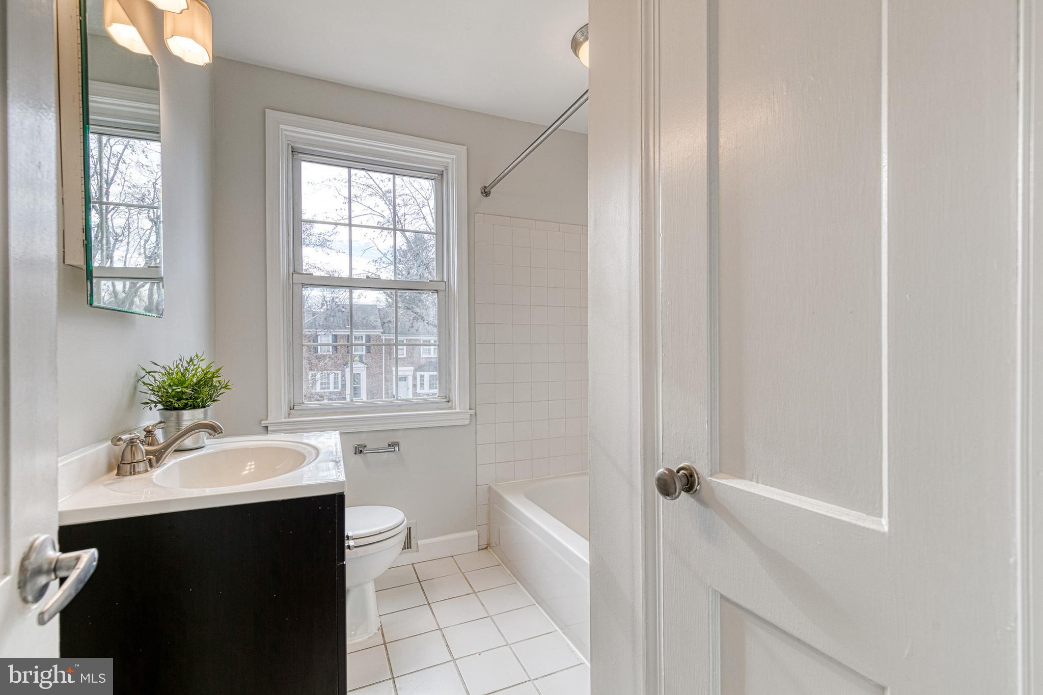 RODGERS FORGE - Residential Lease