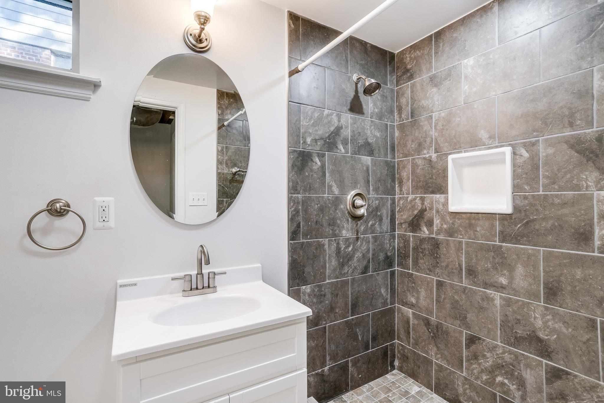 HIGHLAND VIEW - Residential