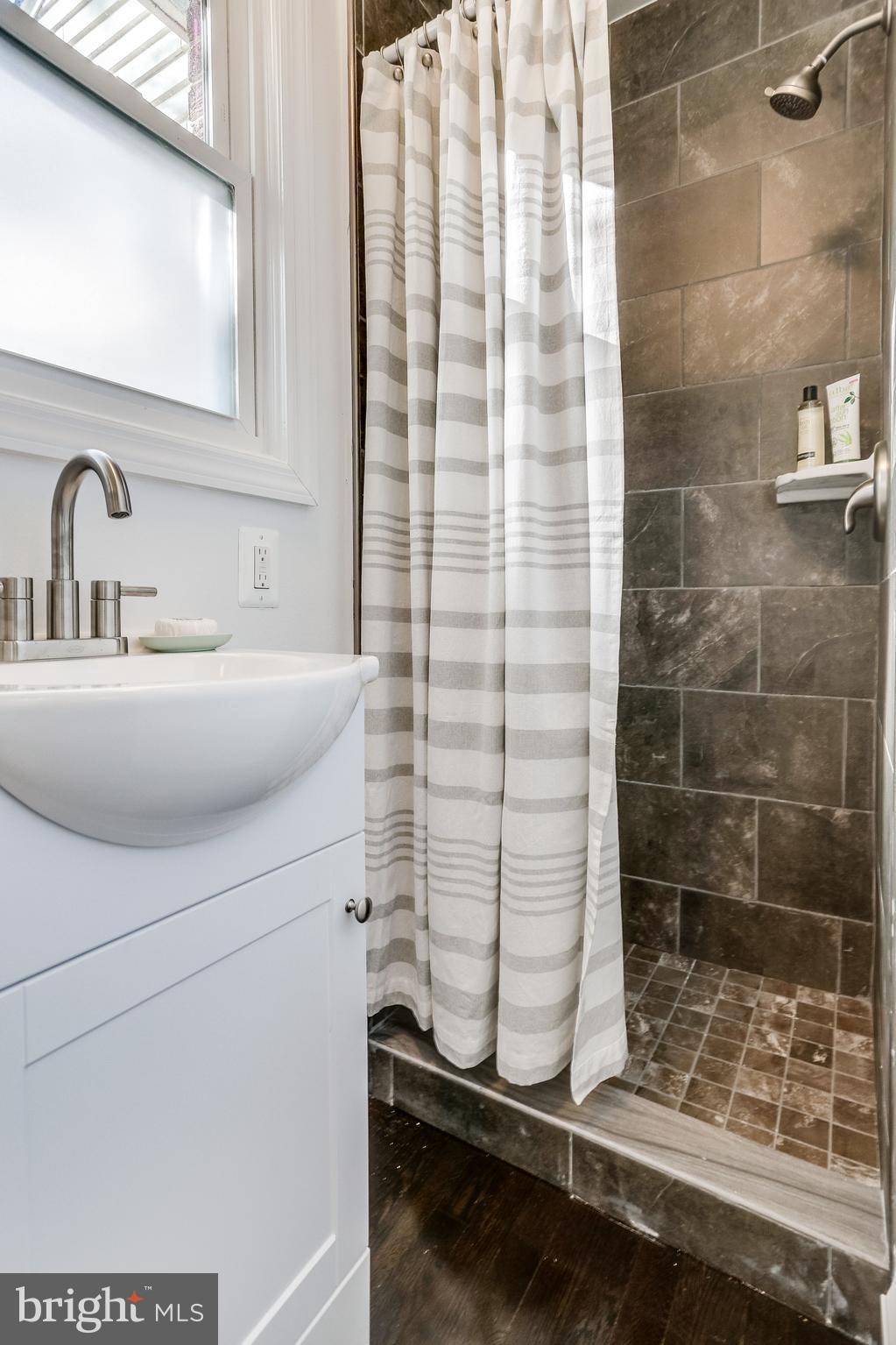 HIGHLAND VIEW - Residential