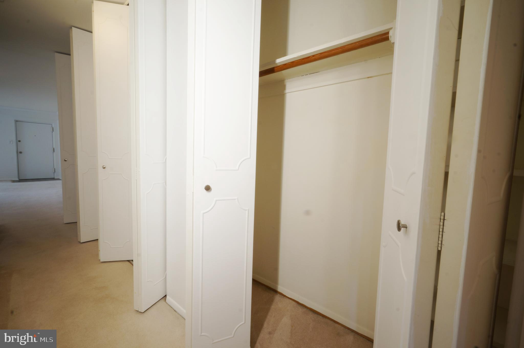 VILLAGES AT HOMELAND - Residential Lease