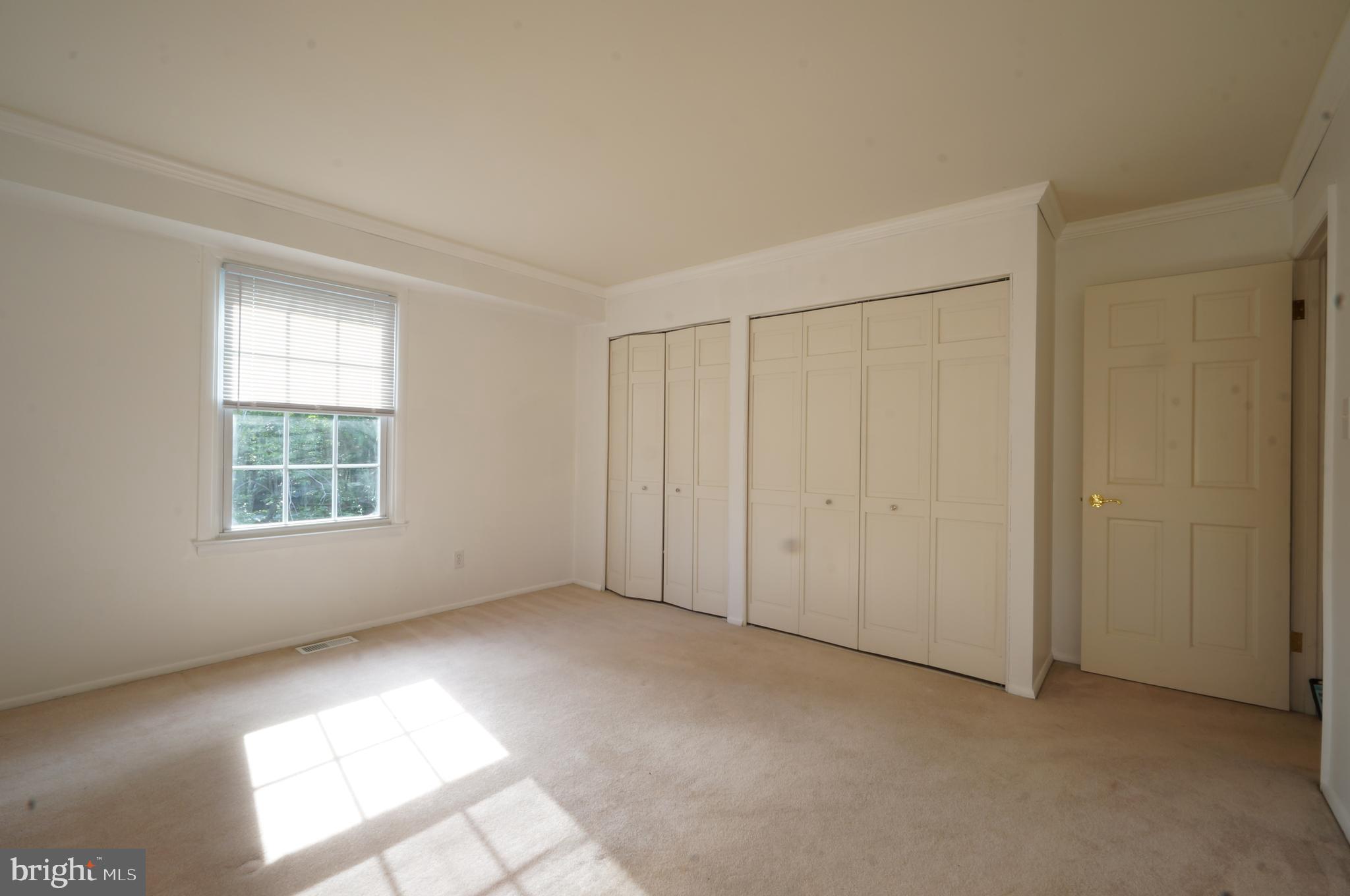 VILLAGES AT HOMELAND - Residential Lease