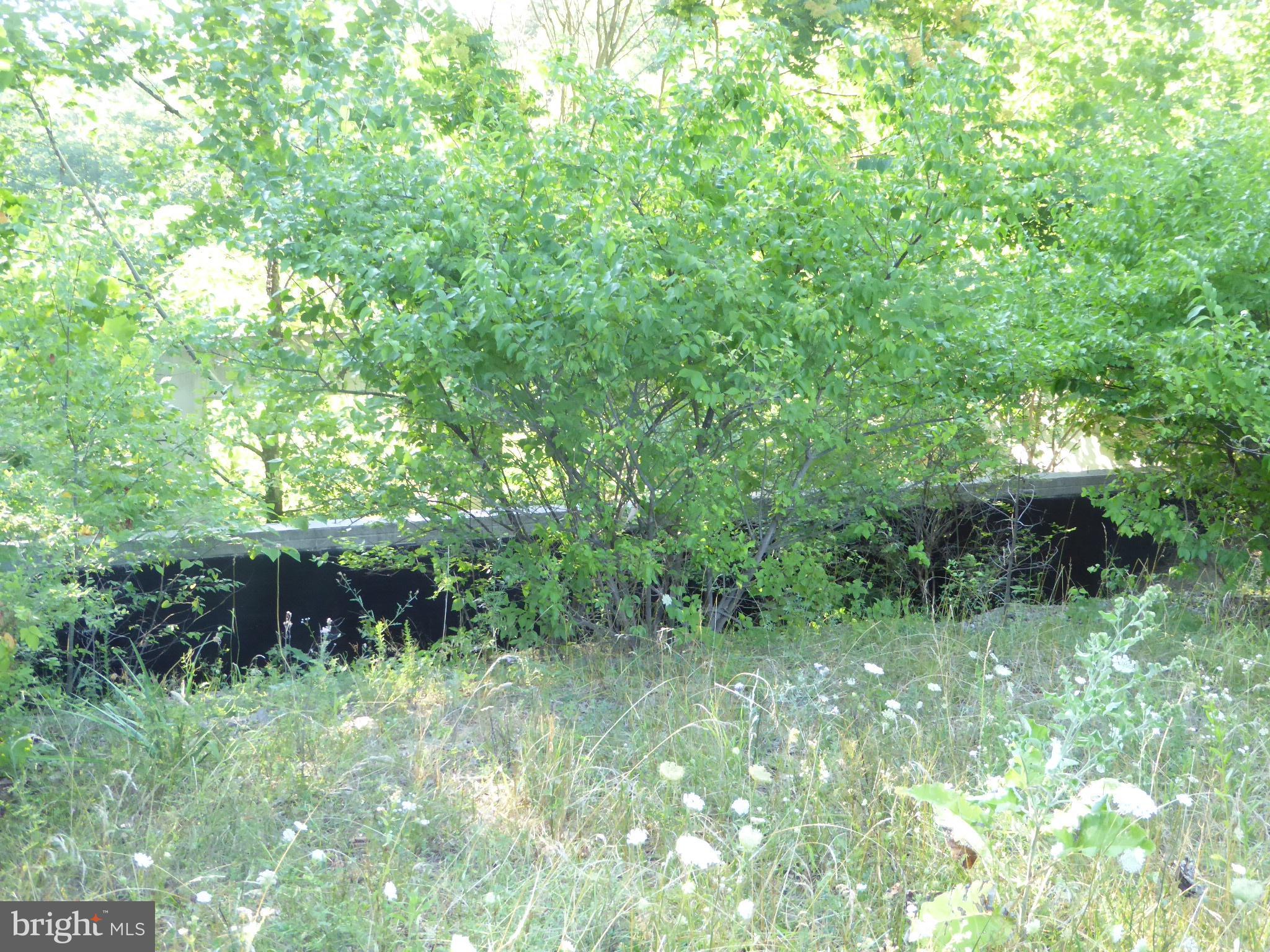 SUNRISE HEIGHTS - Land