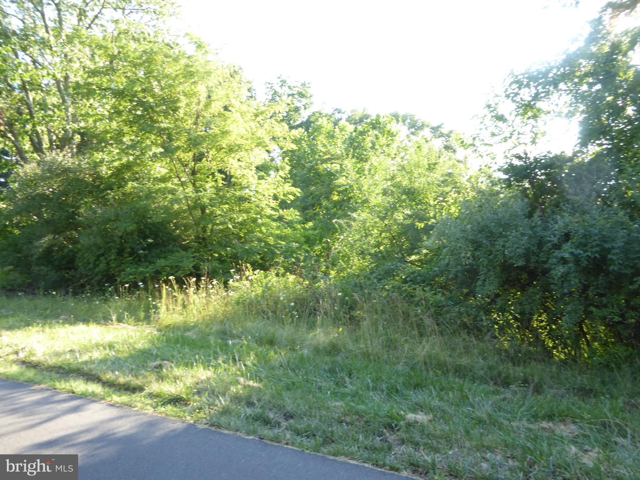 SUNRISE HEIGHTS - Land