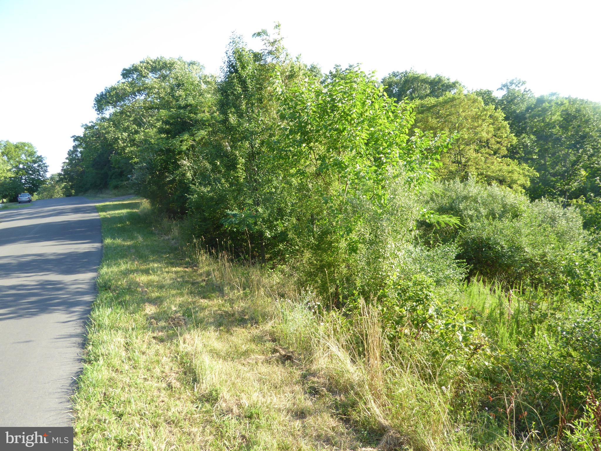 SUNRISE HEIGHTS - Land