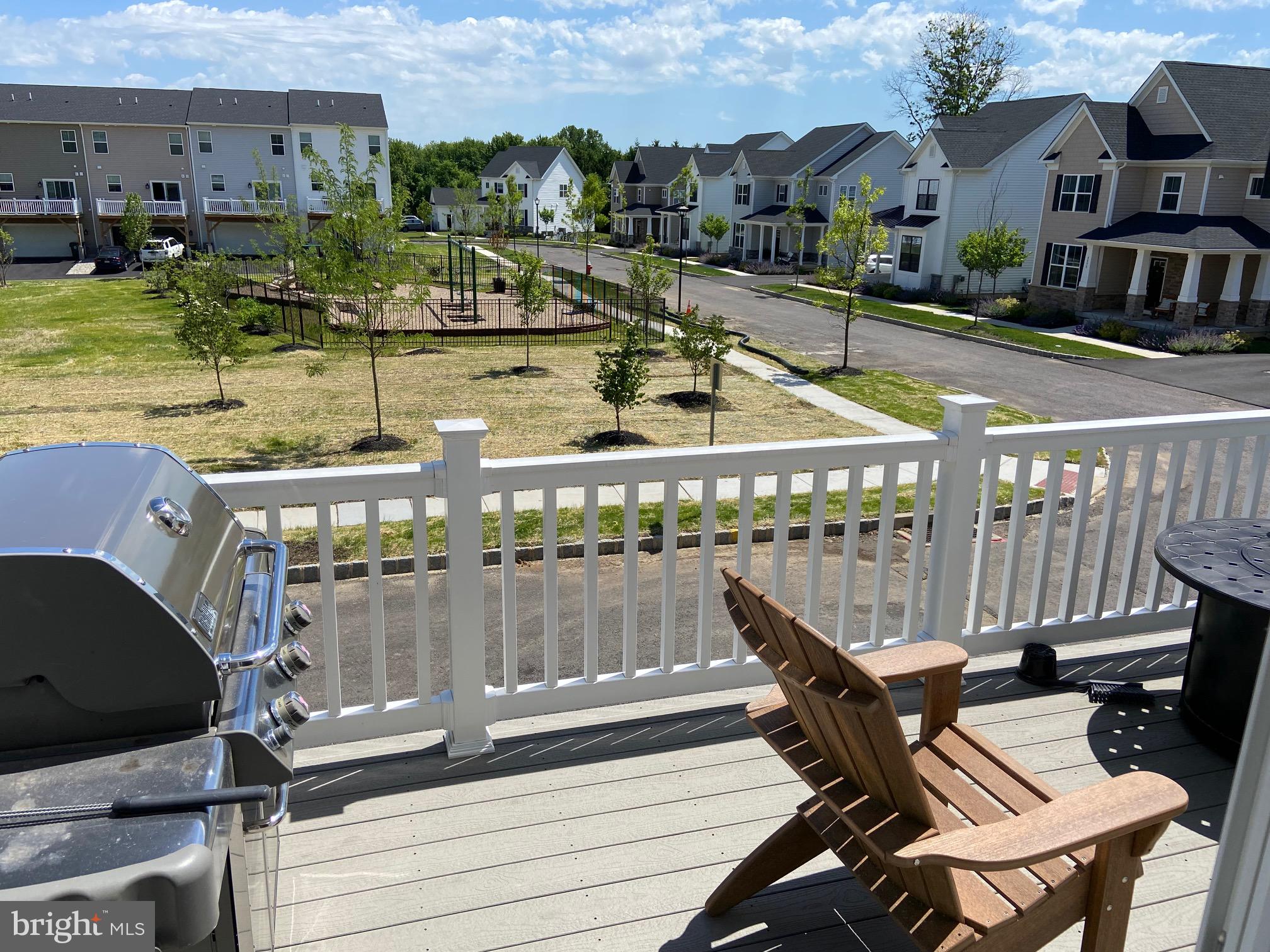 LANTERN RIDGE - Residential Lease