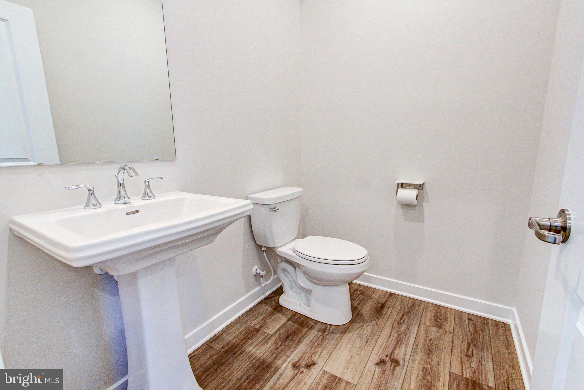 LANTERN RIDGE - Residential Lease