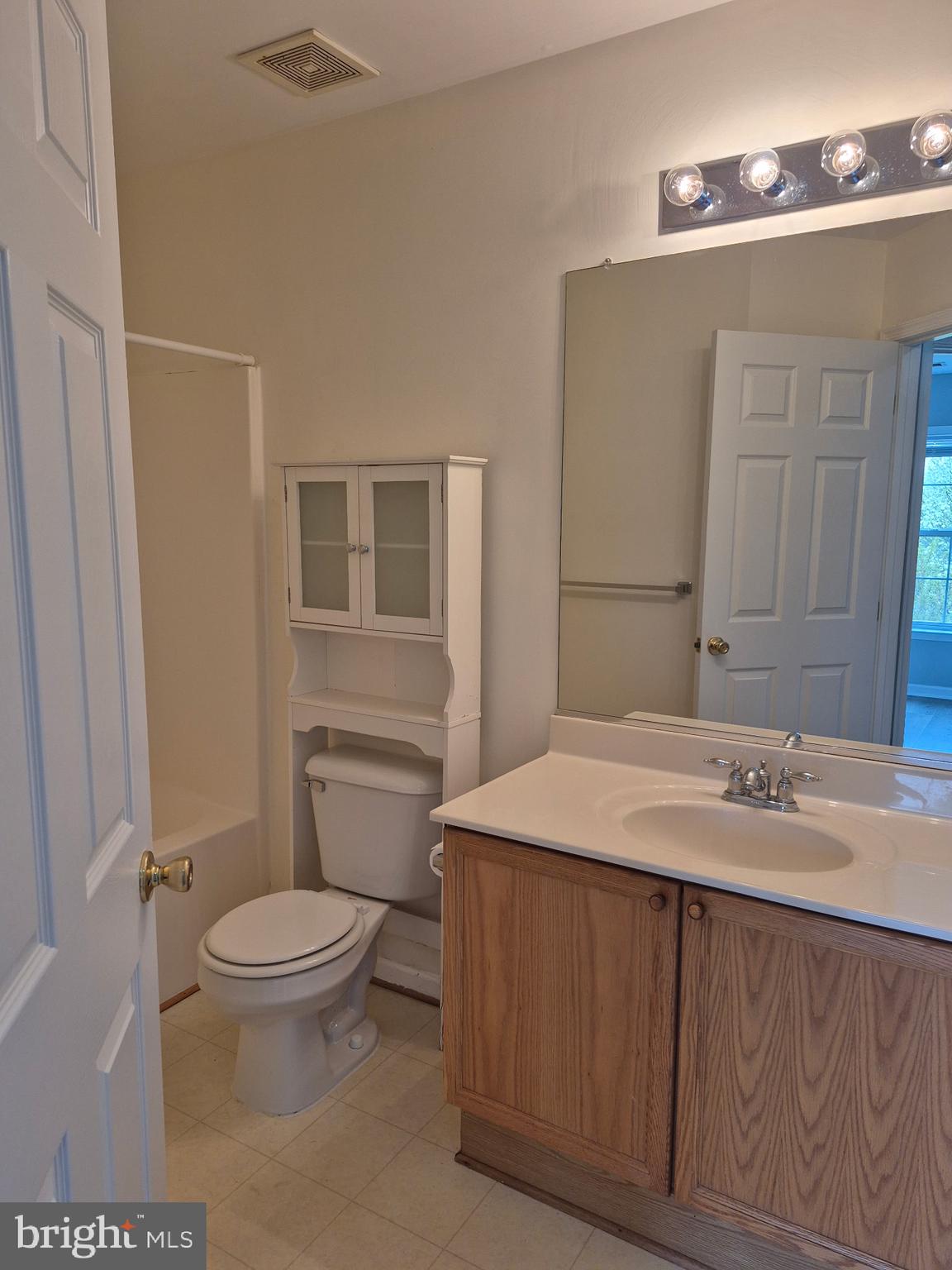 TROUT RUN - Residential Lease