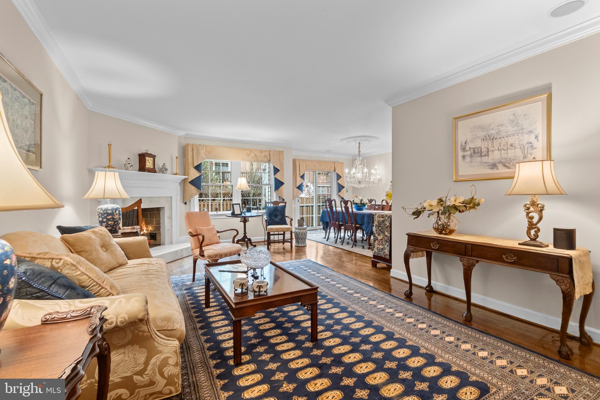 LANDMARK MEWS - Residential