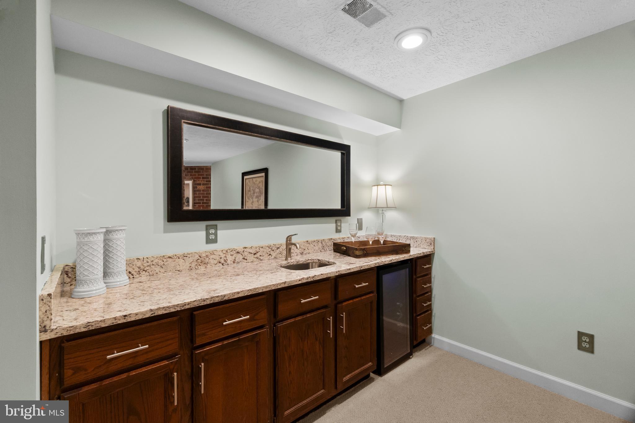 LANDMARK MEWS - Residential