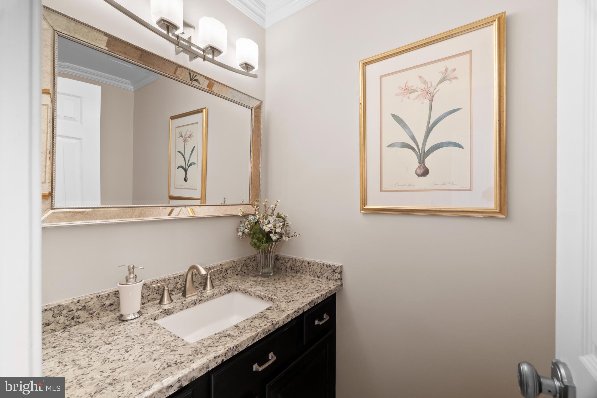 LANDMARK MEWS - Residential