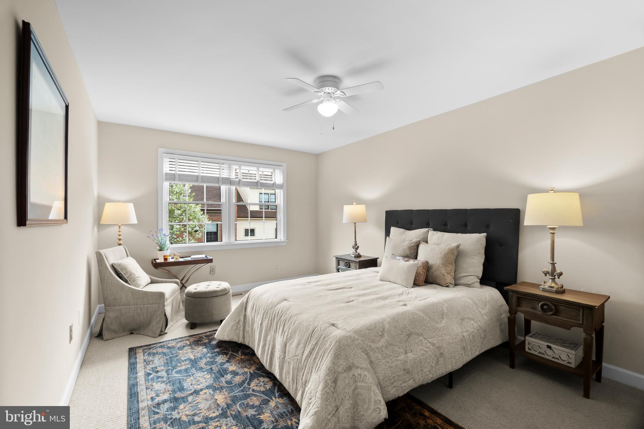 LANDMARK MEWS - Residential