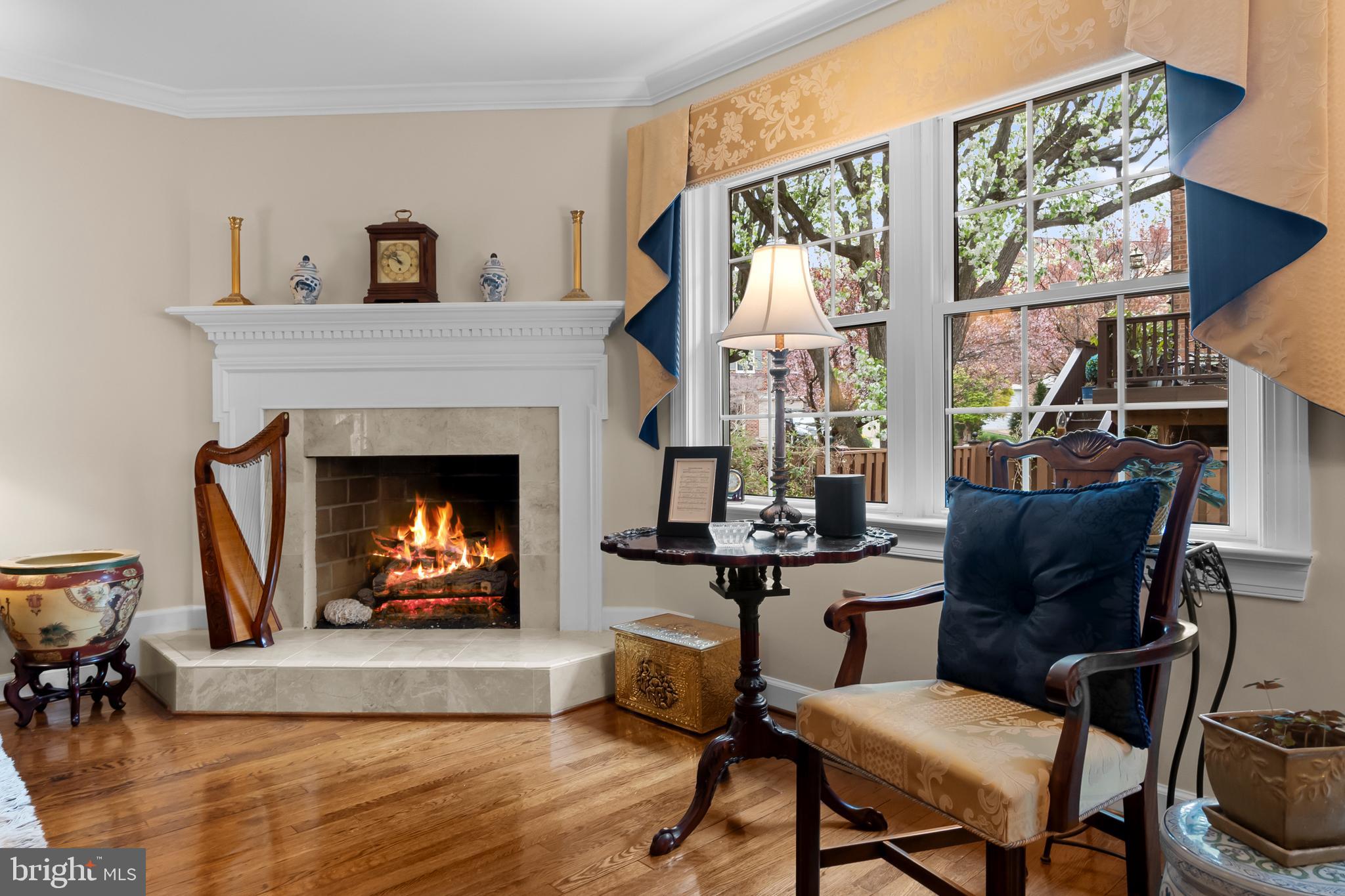 LANDMARK MEWS - Residential