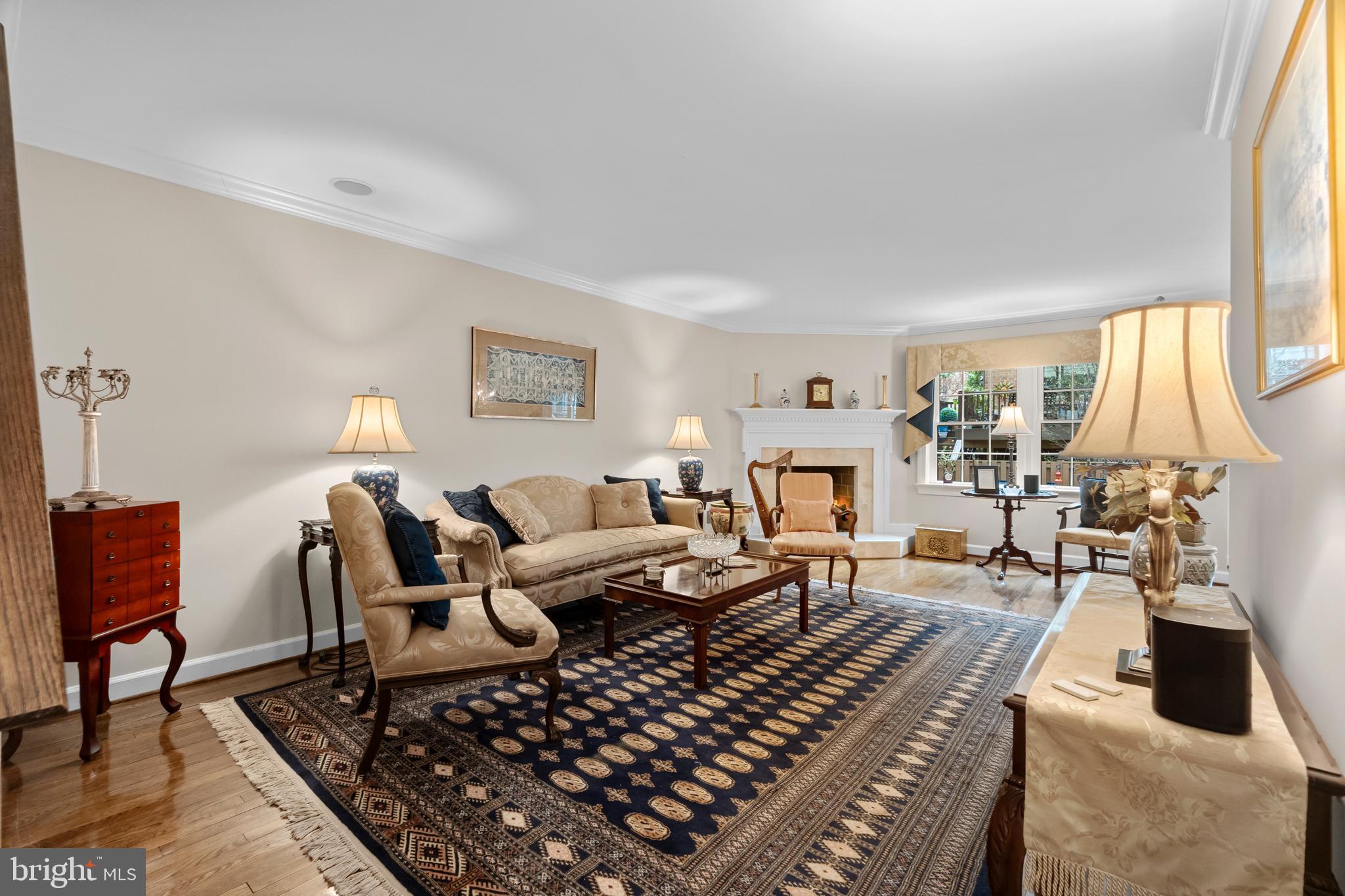 LANDMARK MEWS - Residential