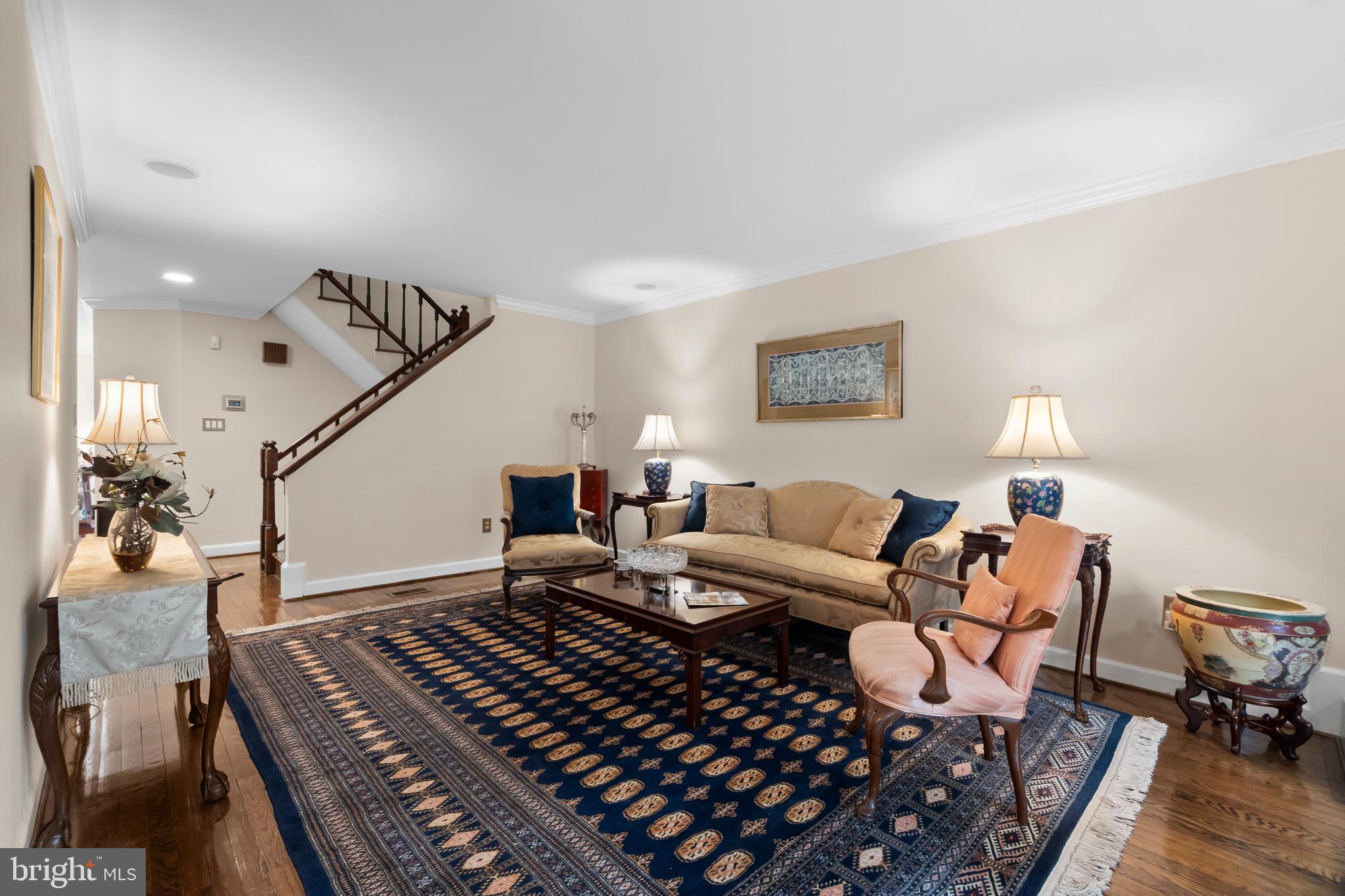 LANDMARK MEWS - Residential