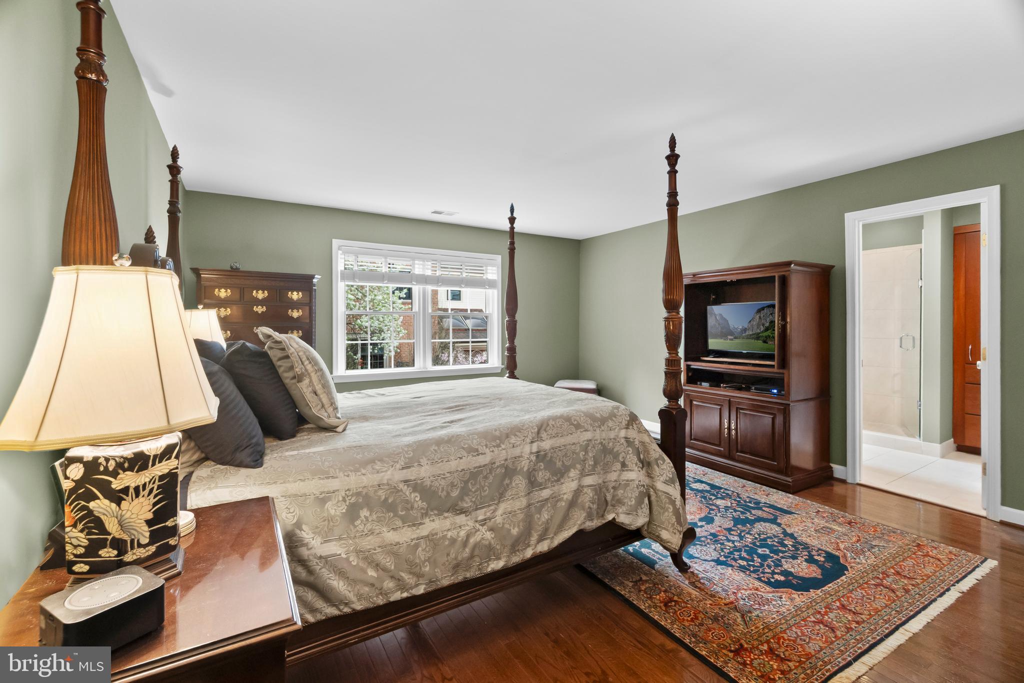 LANDMARK MEWS - Residential